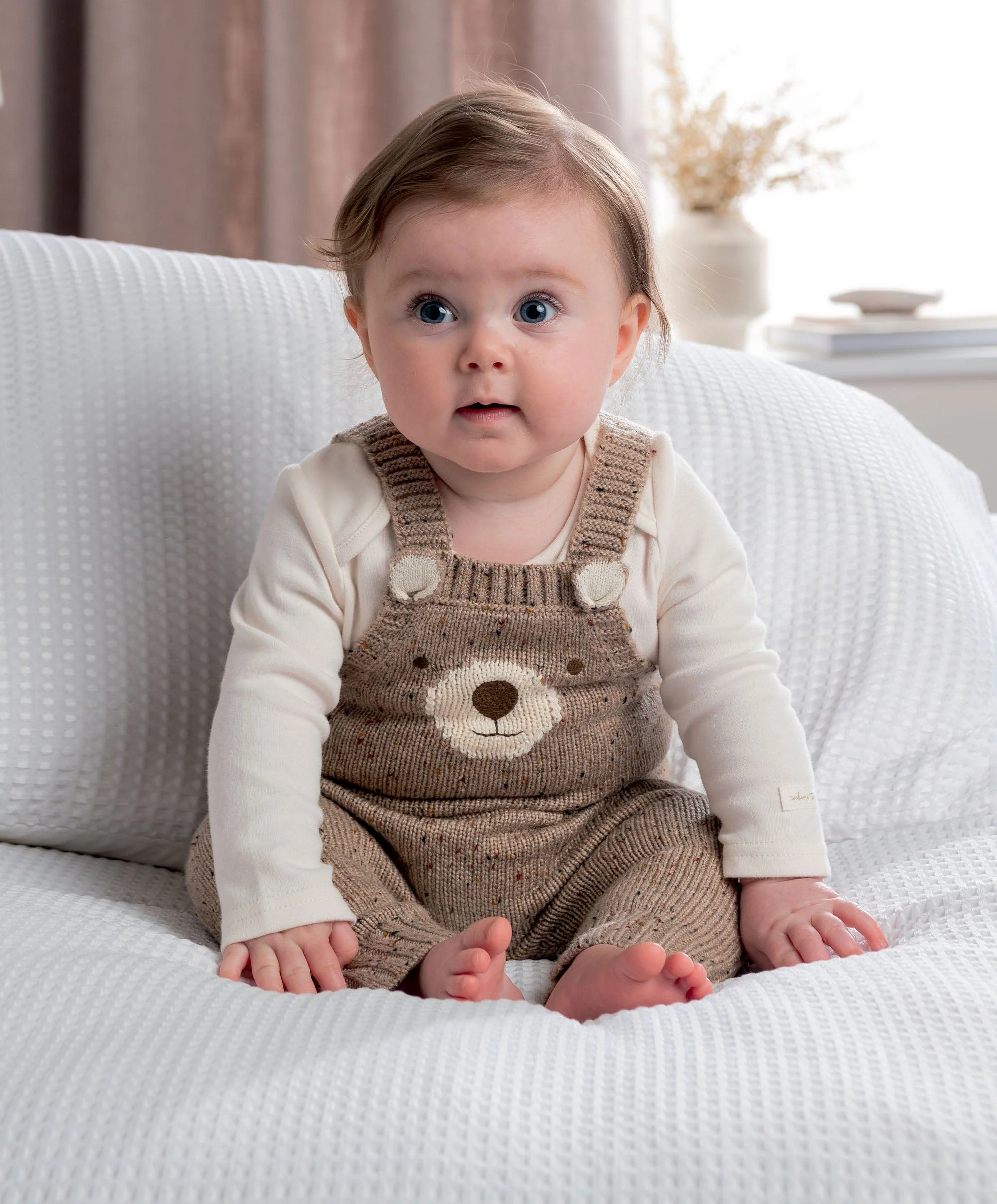 Knitted Bear Dungarees & Bodysuit Set (2 Pieces) - Image 3