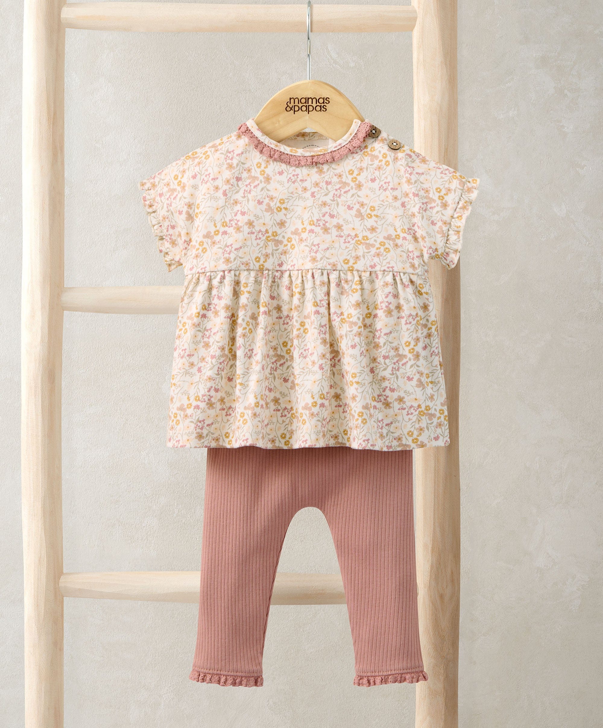 Ditsy T-Shirt & Leggings Outfit Set