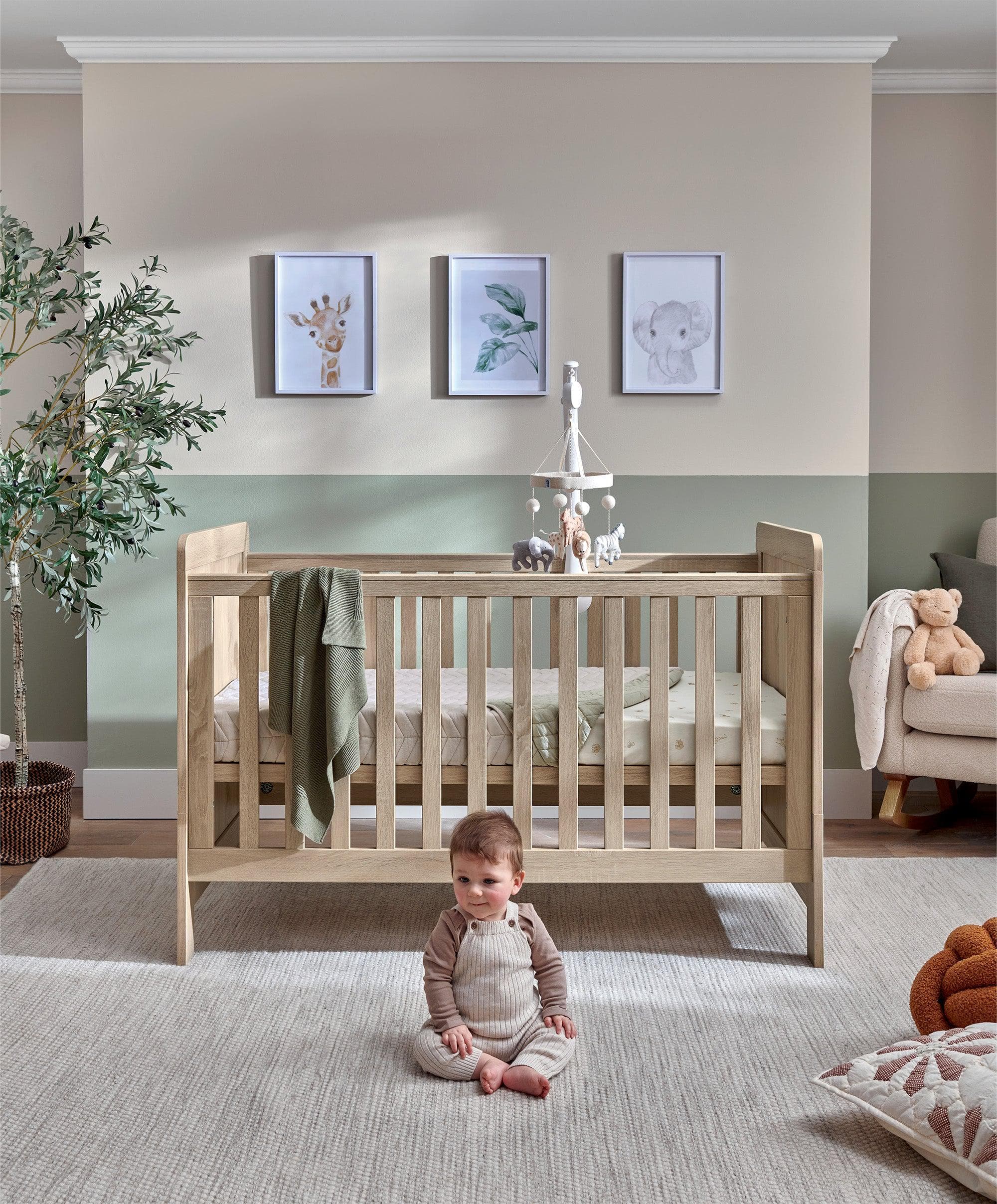 Atlas 2 Piece Cotbed Set with Dresser Changer - Light Oak - Image 4
