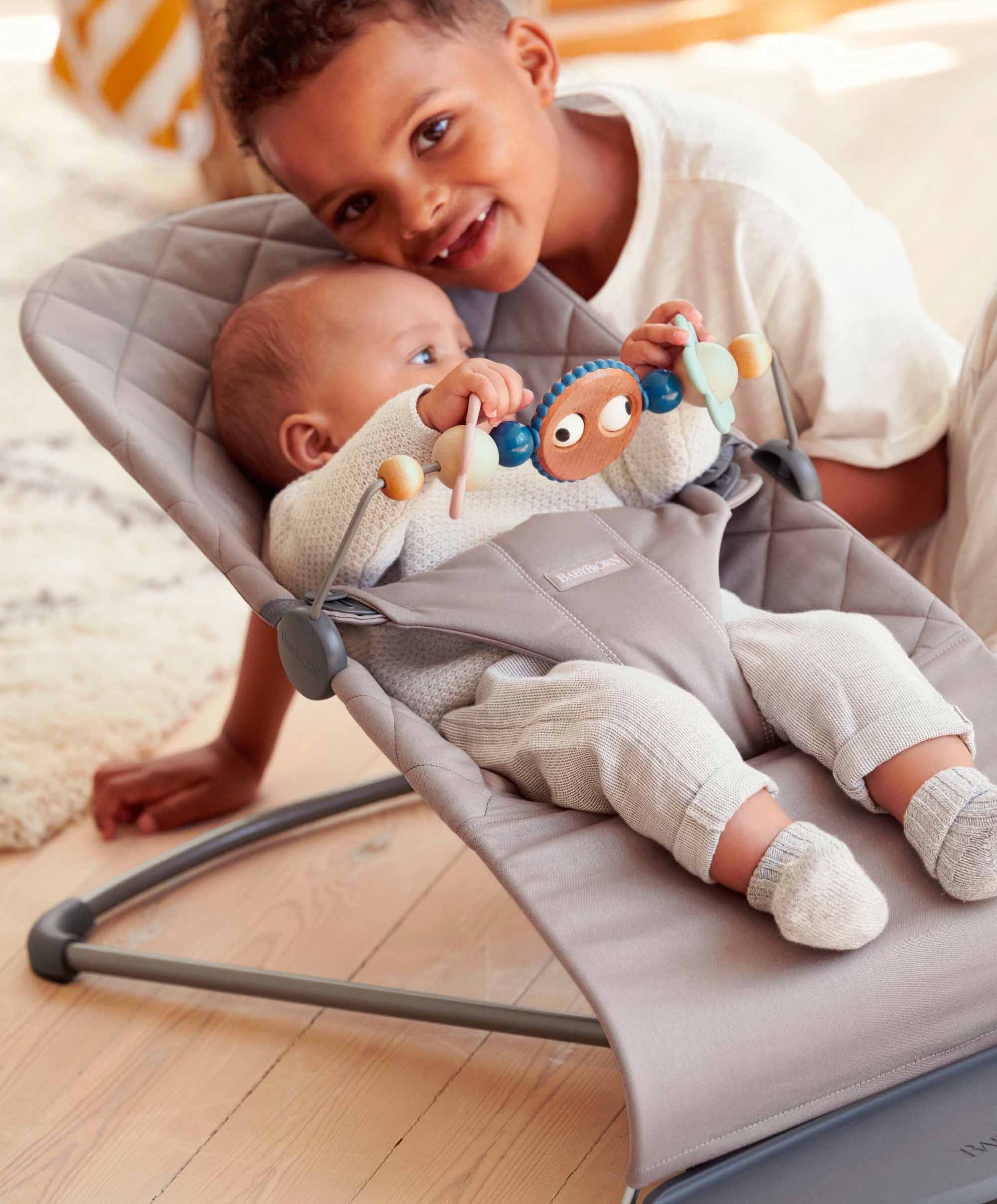 BabyBjörn Baby Bouncer and Toy Bar – Light Beige - Image 6