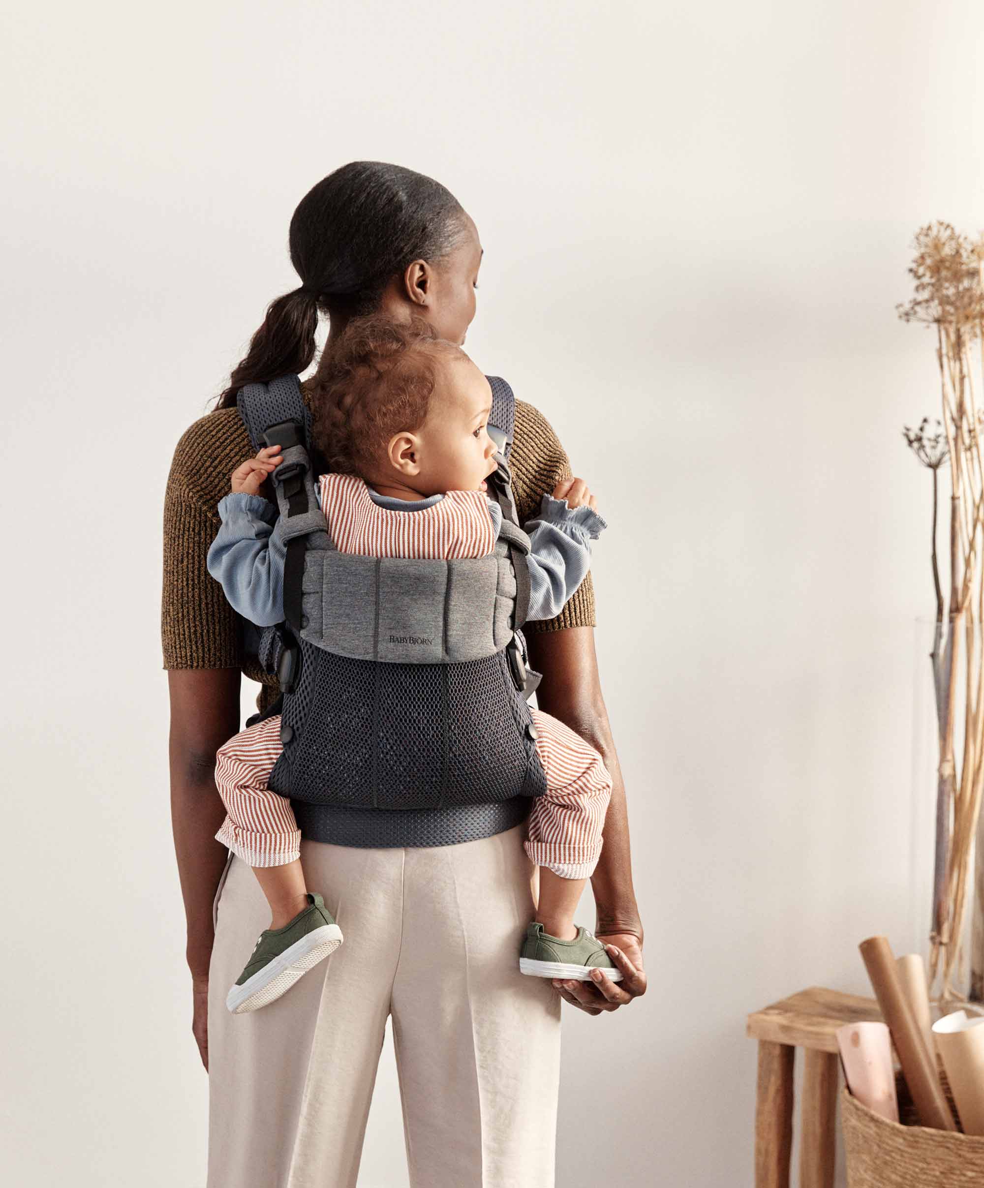 BabyBjörn Baby Harmony Carrier - Anthracite - Image 5