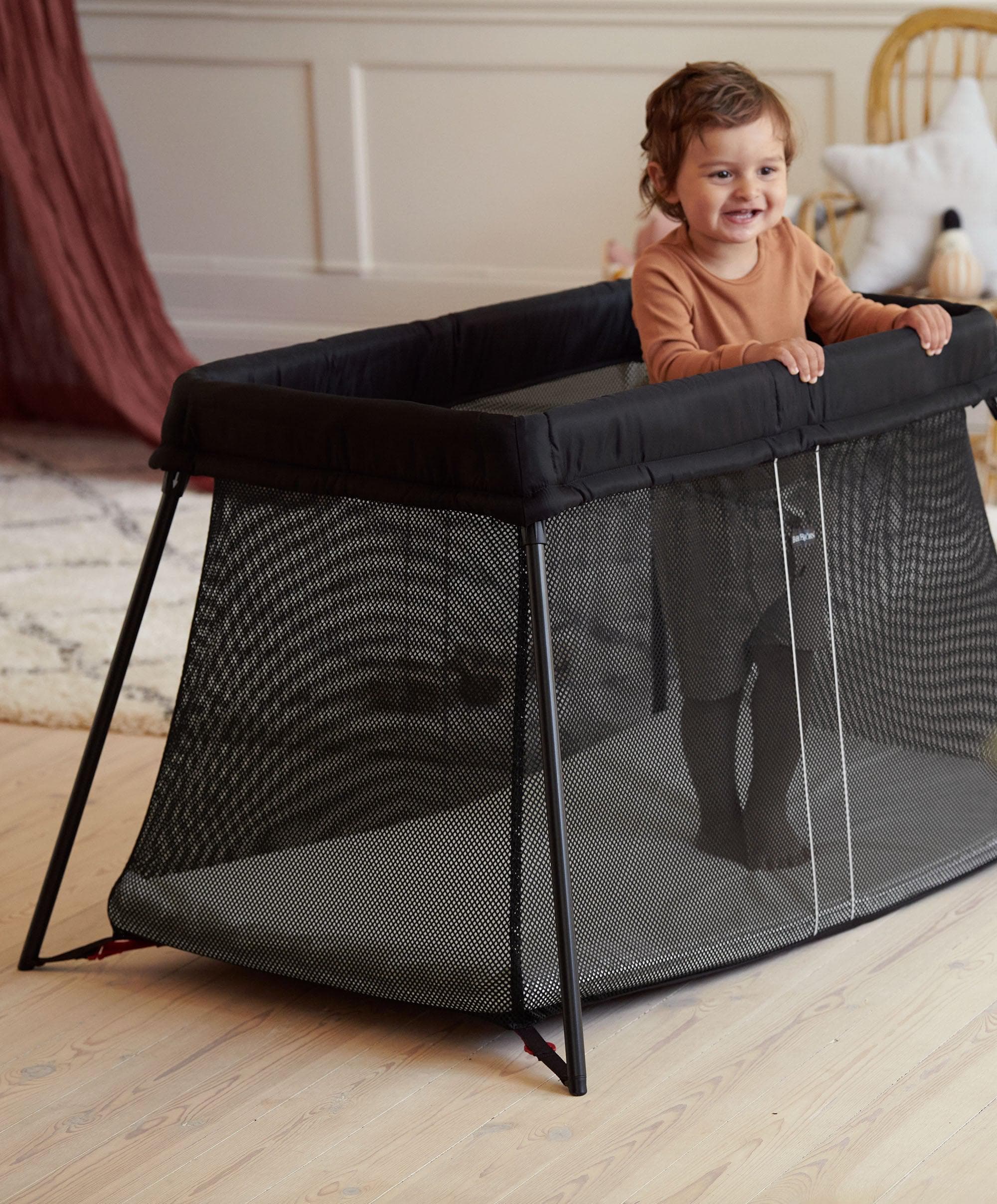 BabyBjörn Travel Cot Light - Black - Image 4