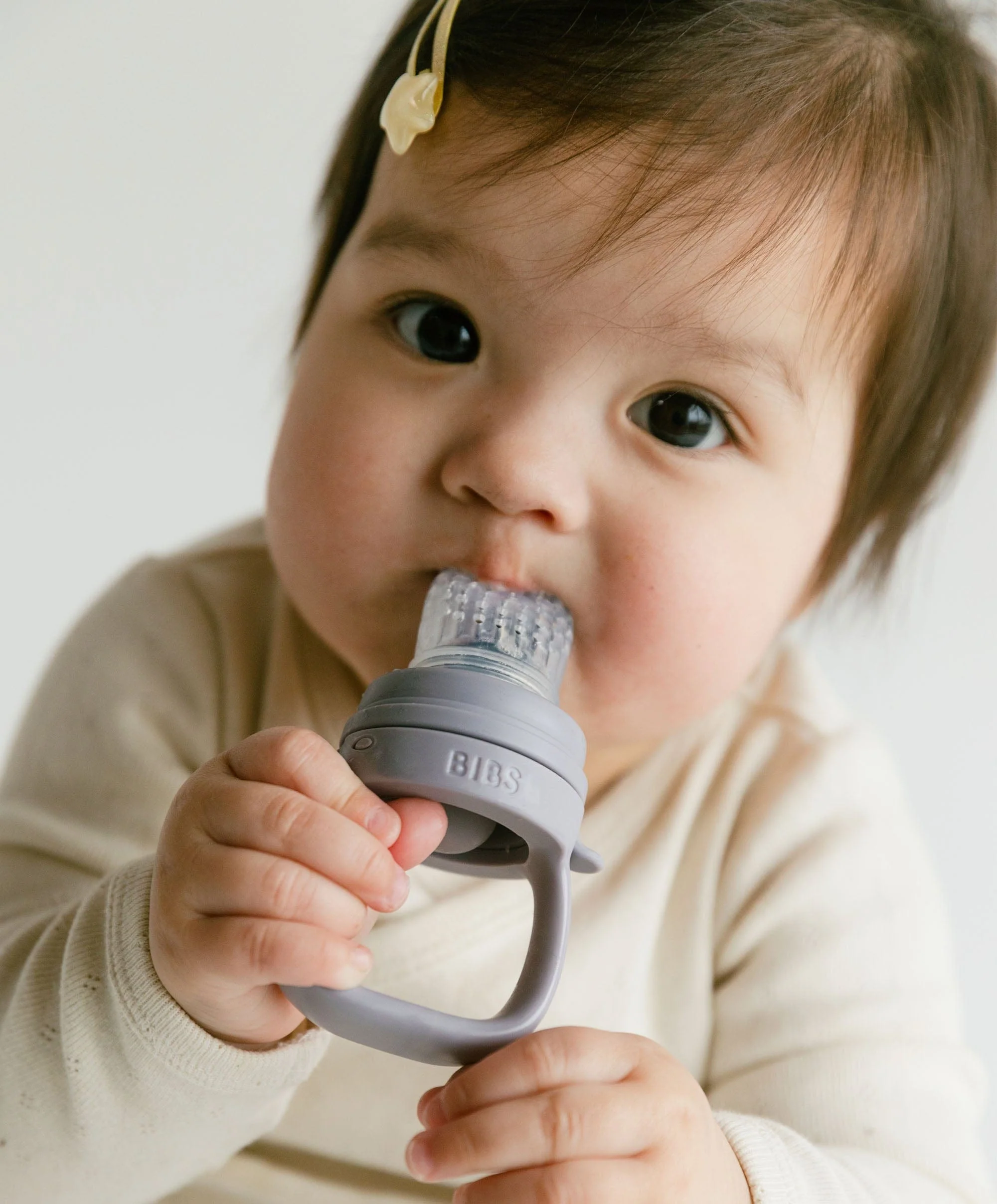 BIBS Baby Feeder - Ivory - Image 7