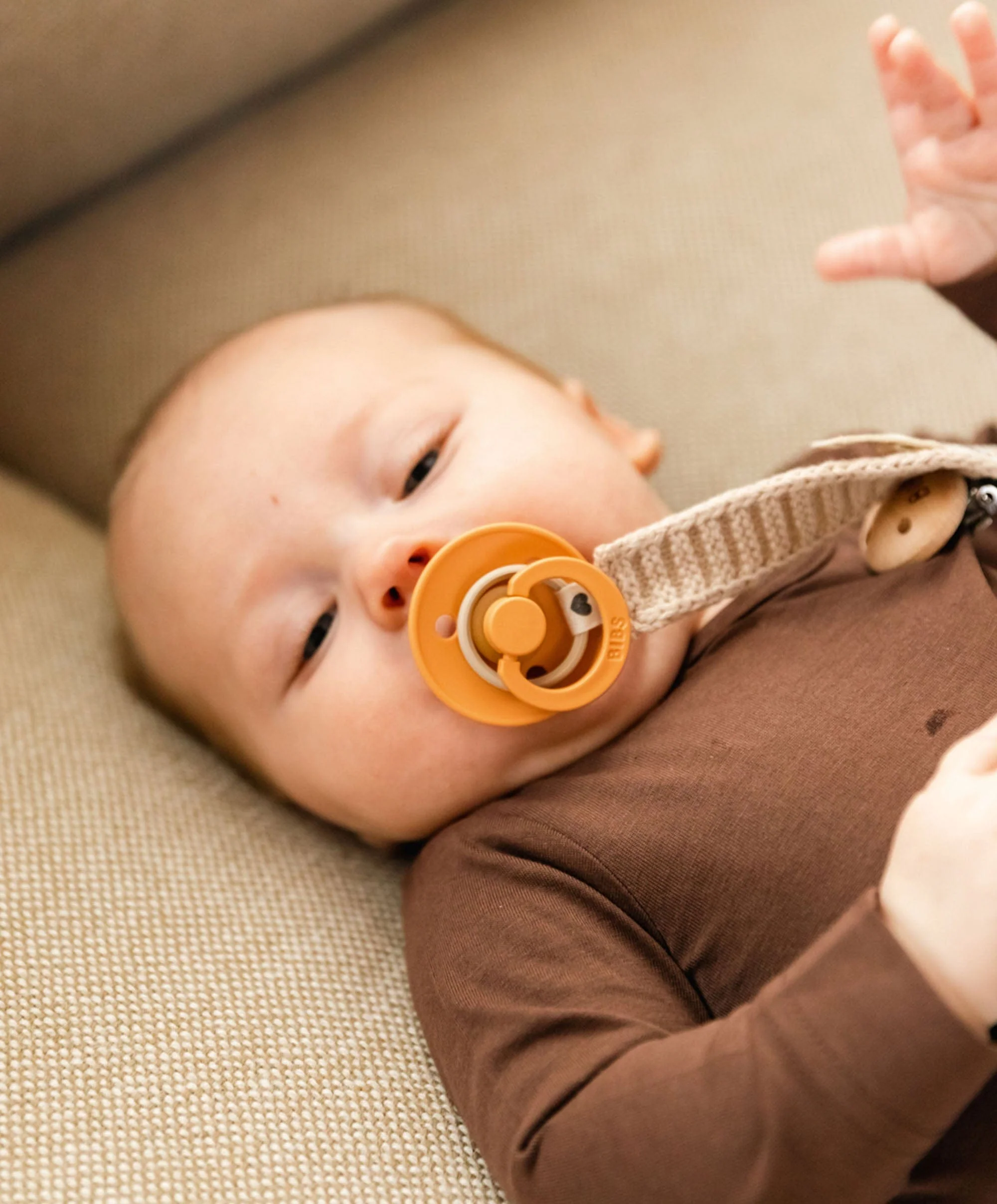 BIBS Pacifier Clip - Knitted Ivory - Image 2