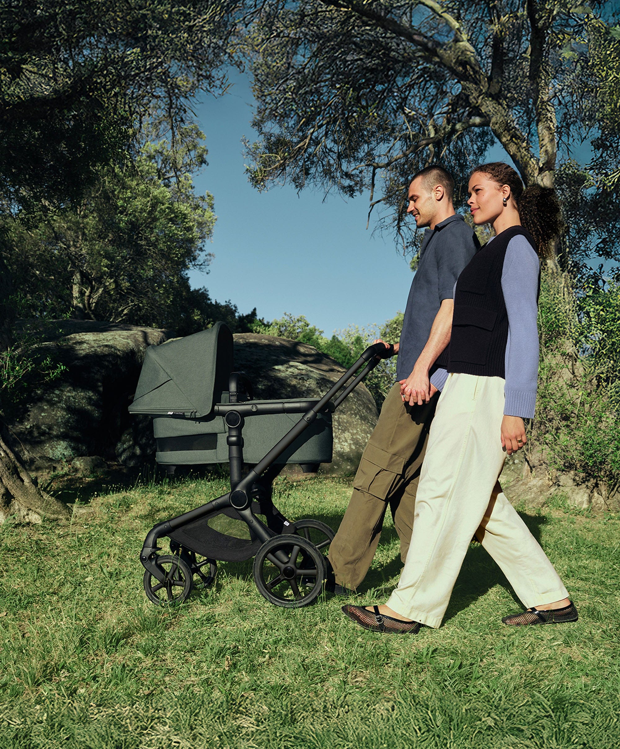 Bugaboo Fox 5 Renew Complete Pushchair – Forest Green - Image 2
