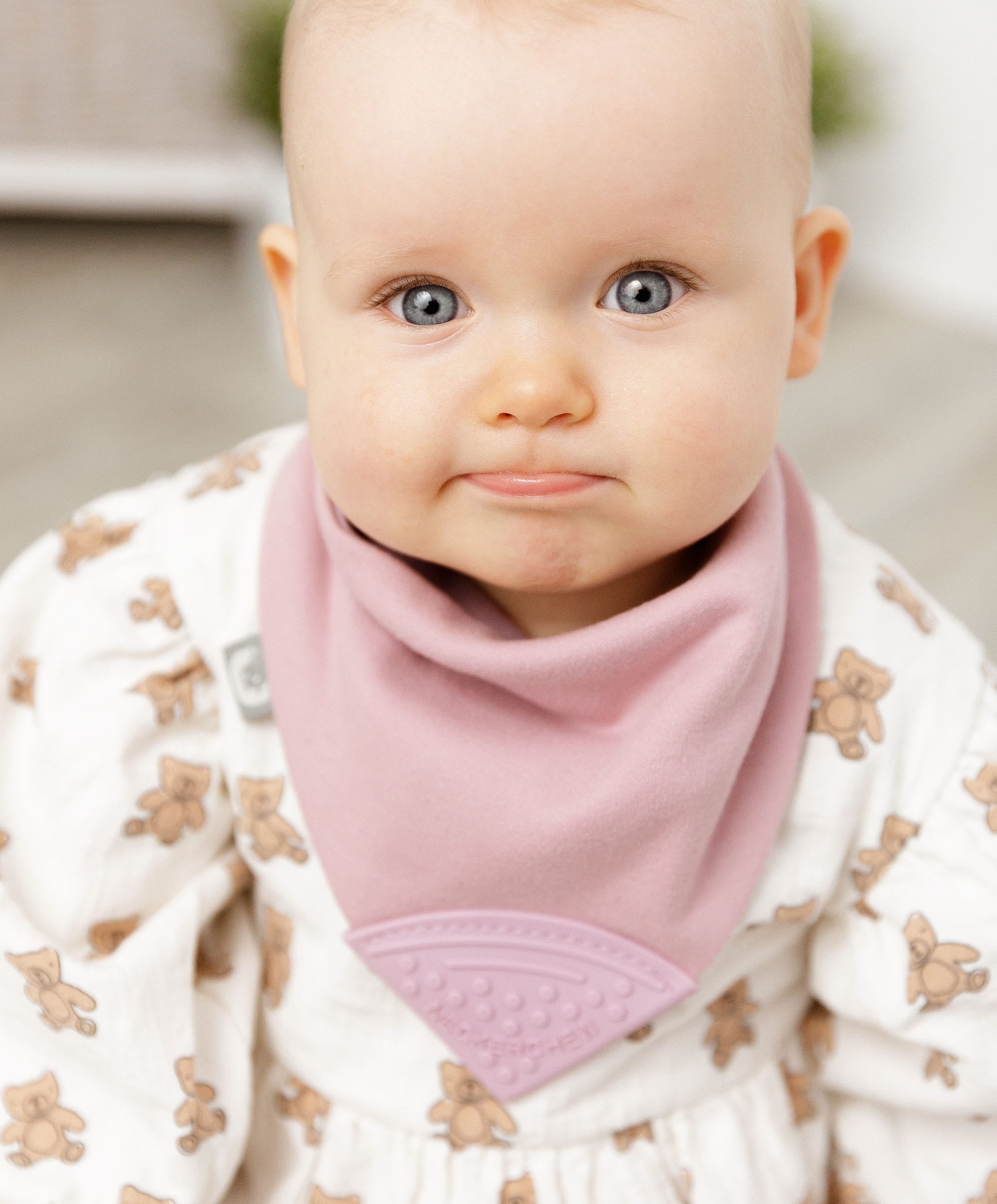 Cheeky Chompers Neckerchew - Dusky Pink - Image 5