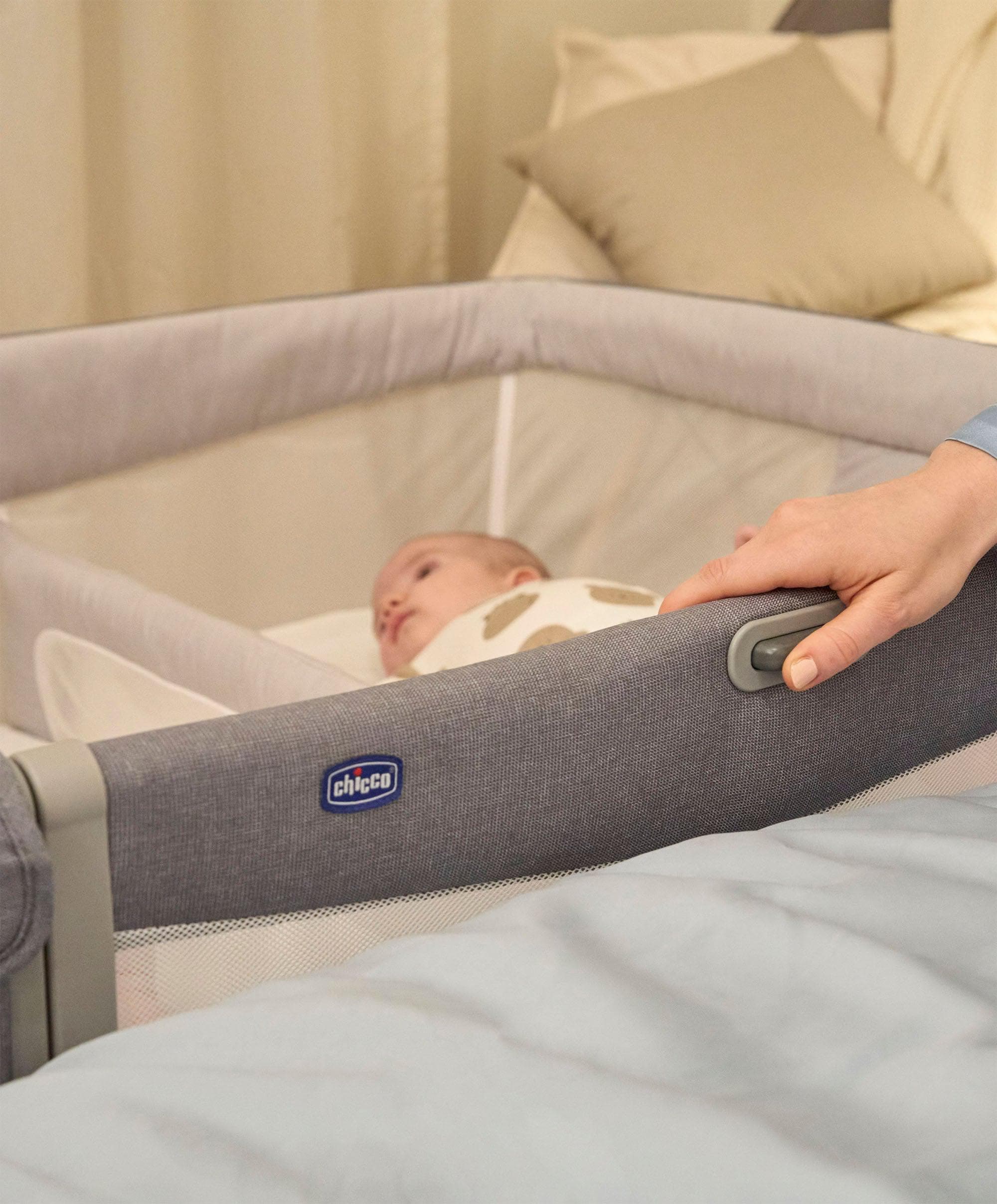 Chicco Next2Me Twins Bedside Crib – Magnet Grey - Image 3
