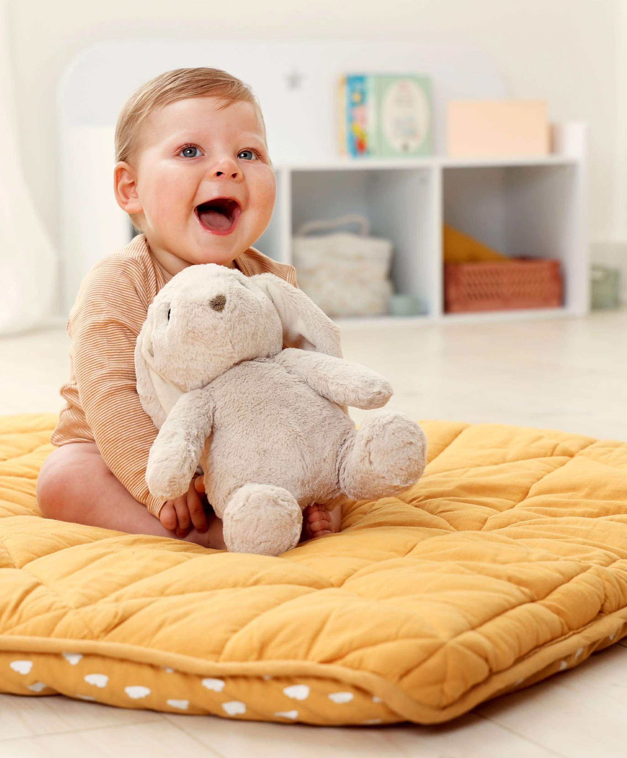 Cloud B Lovelight Baby Sleep Soother - Billy Bunny - Image 4