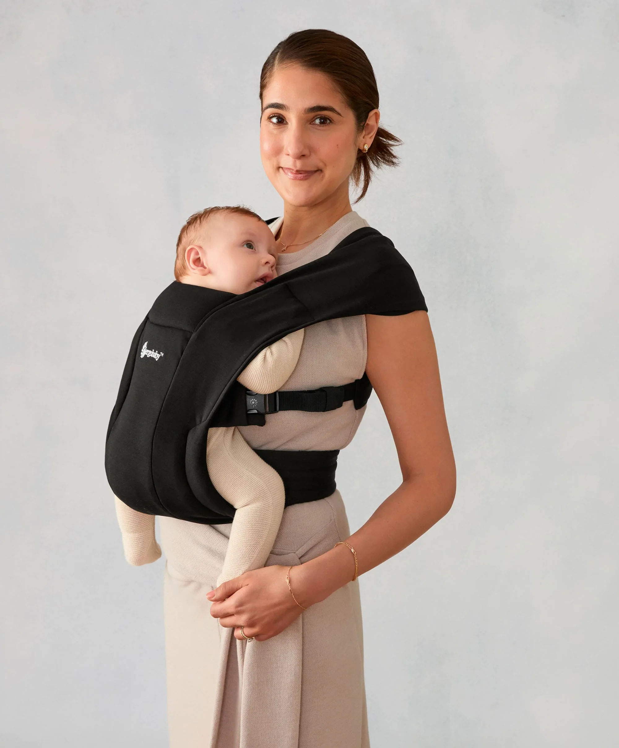 Ergobaby Embrace Baby Carrier - Black - Image 10
