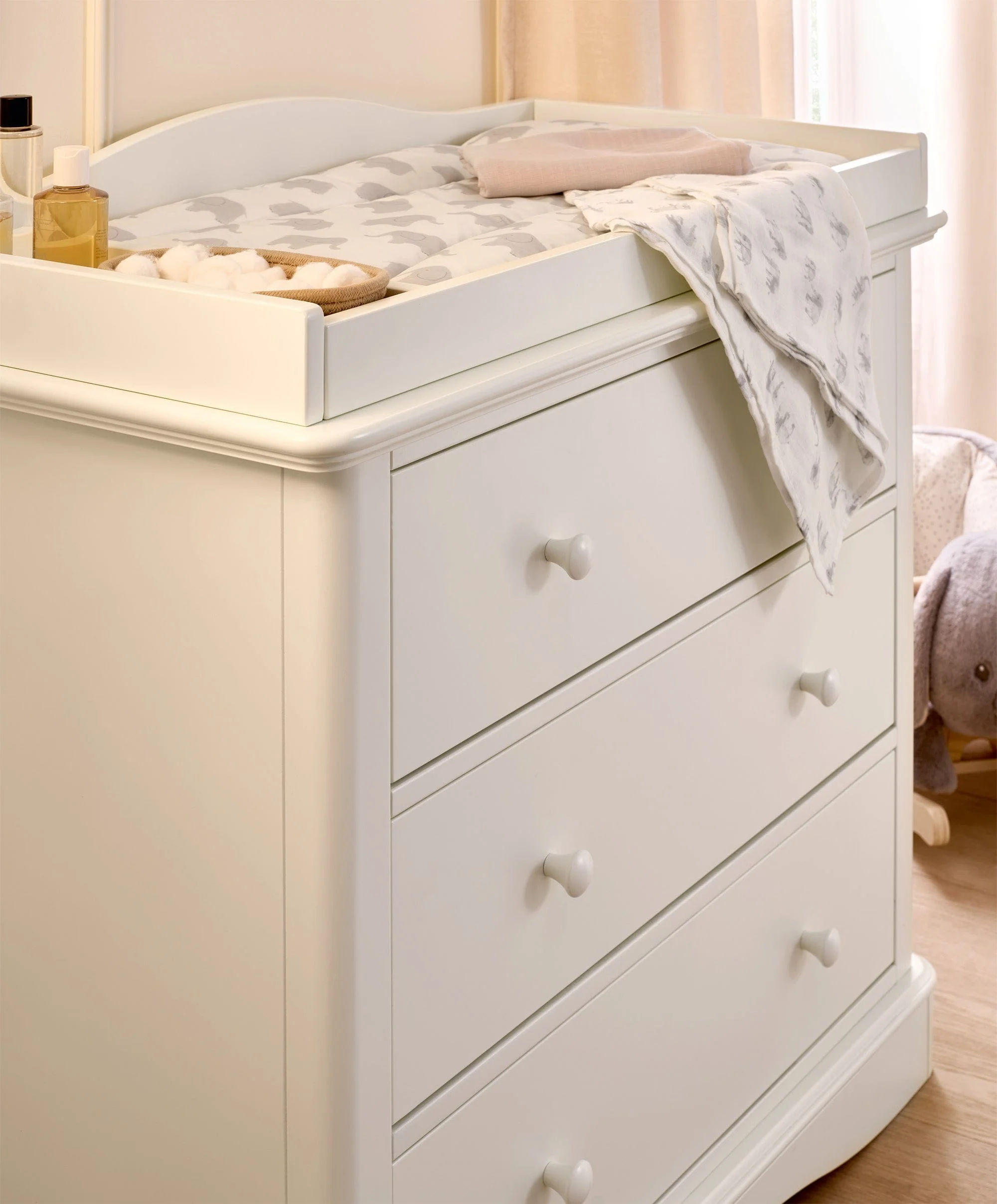 Flyn 3 Piece Cotbed Range with Dresser Changer & Wardrobe - White - Image 19