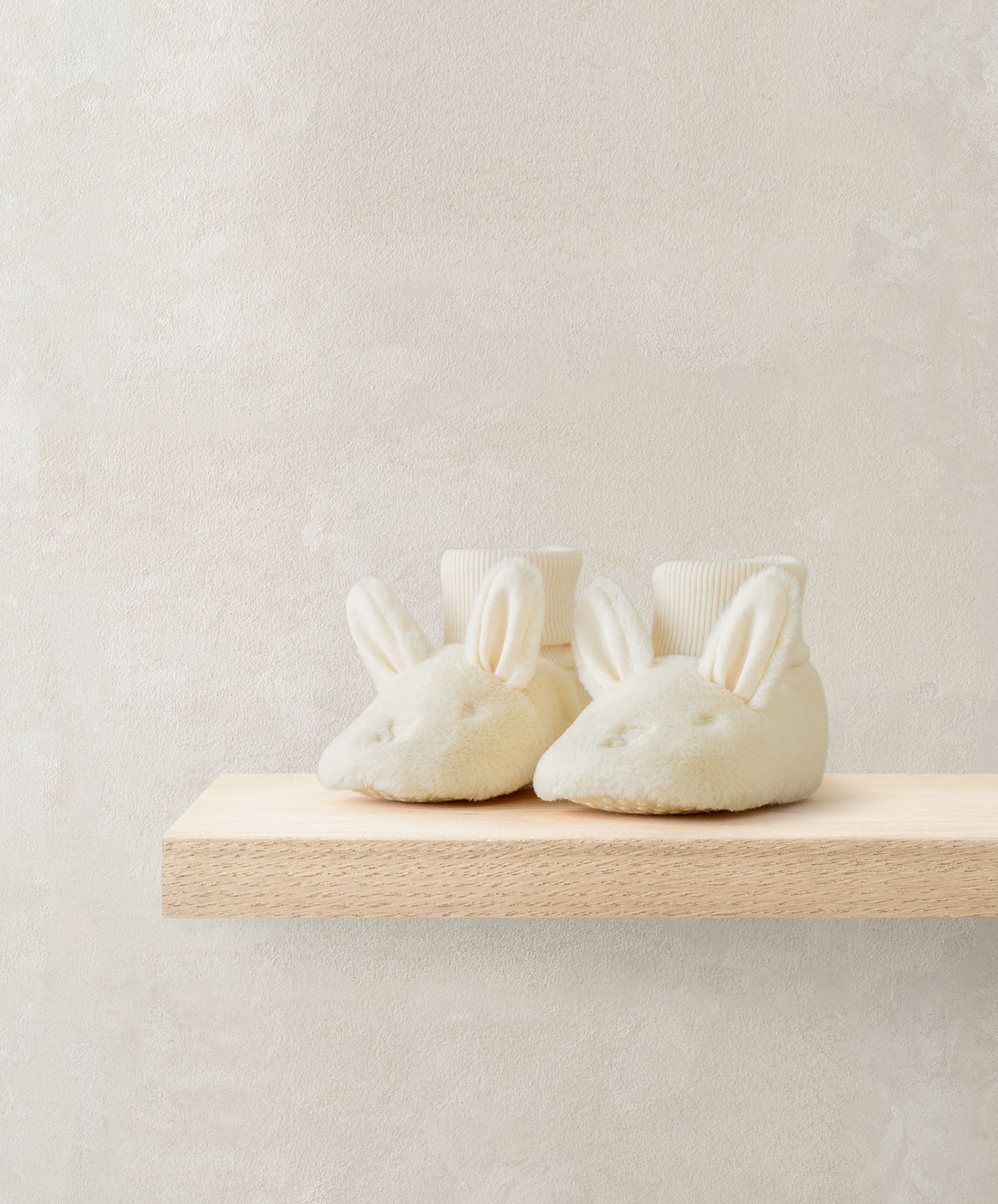 Bedtime Bunny Dressing Gown & Slippers Gift Box - Image 5