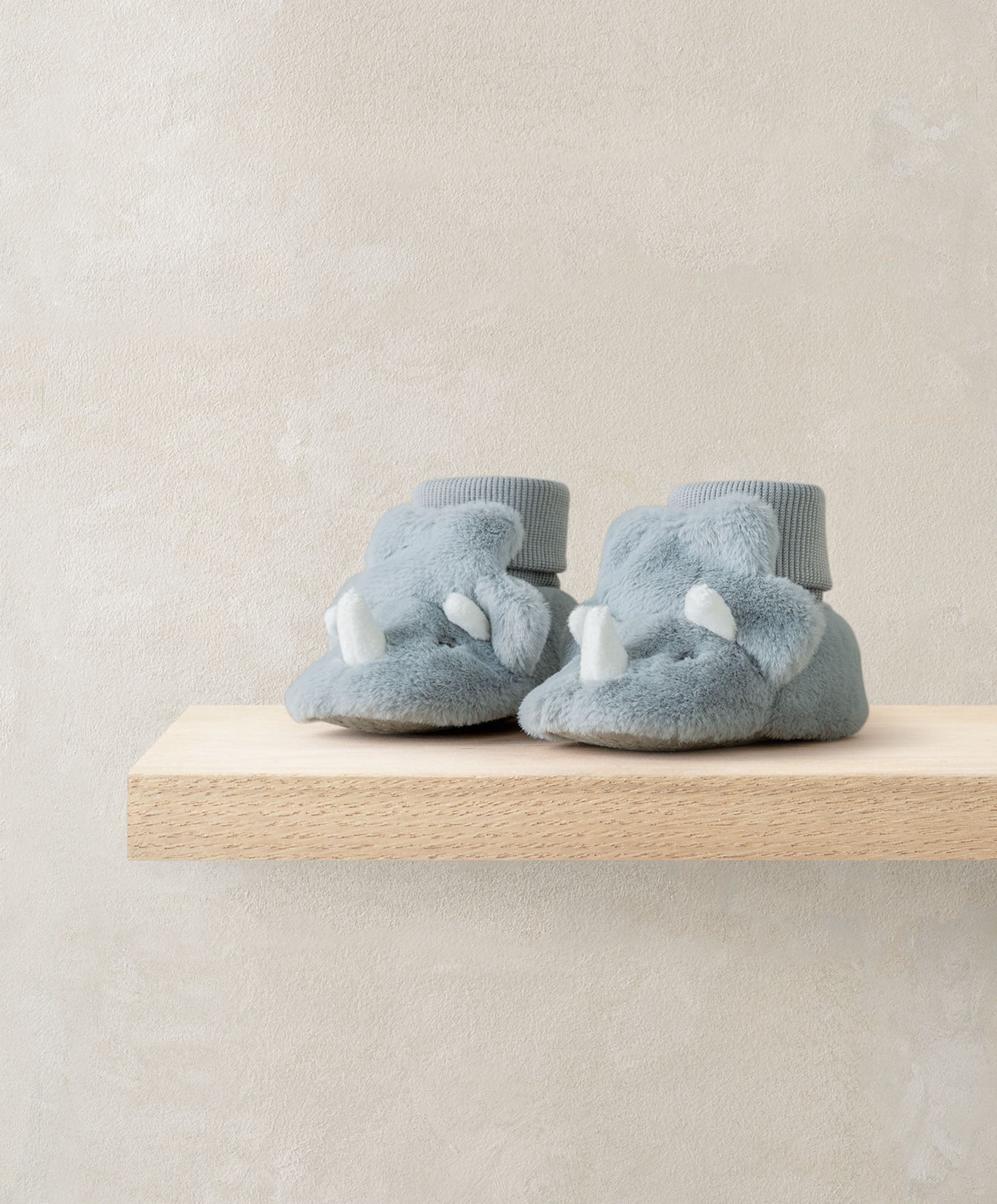 Bedtime Dinosaur Dressing Gown and Slippers Gift Box - Image 5