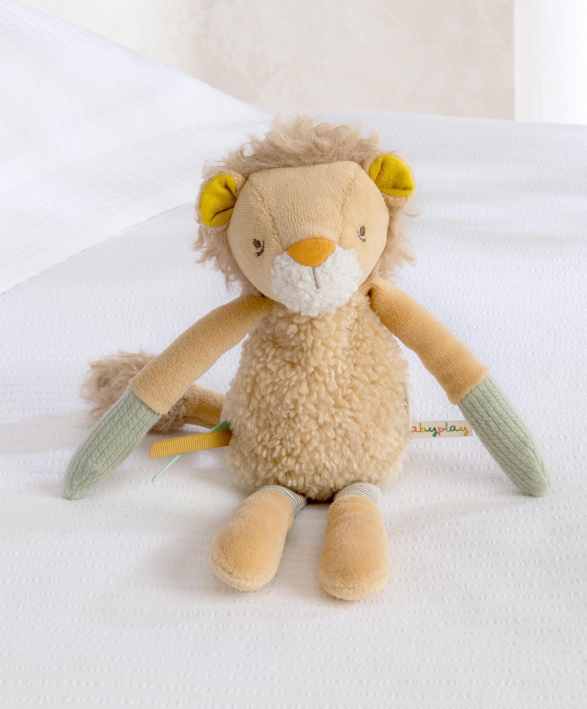 Knitted Blanket & Lion Gift Box - Image 3