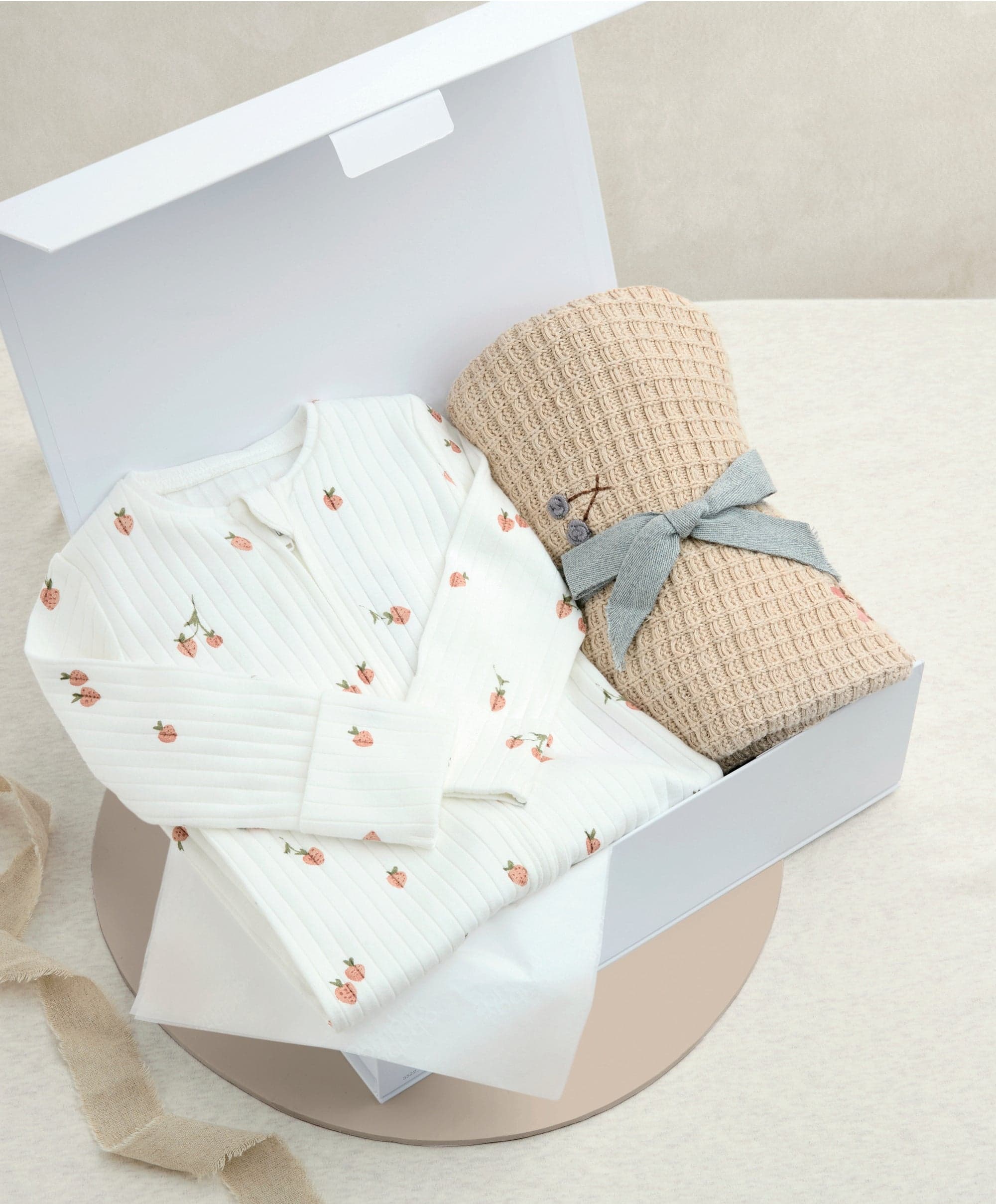 Strawberry Gift Box