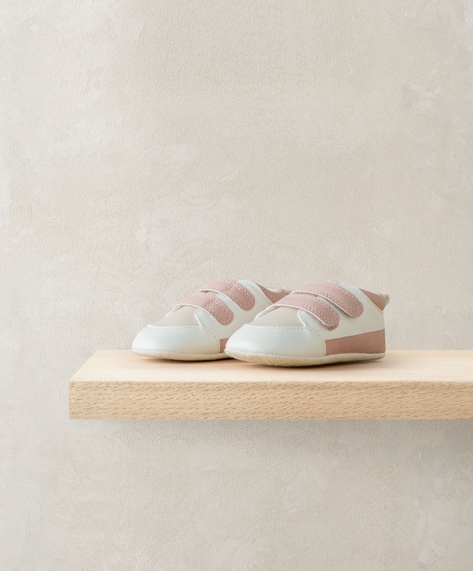 Girls Trainers