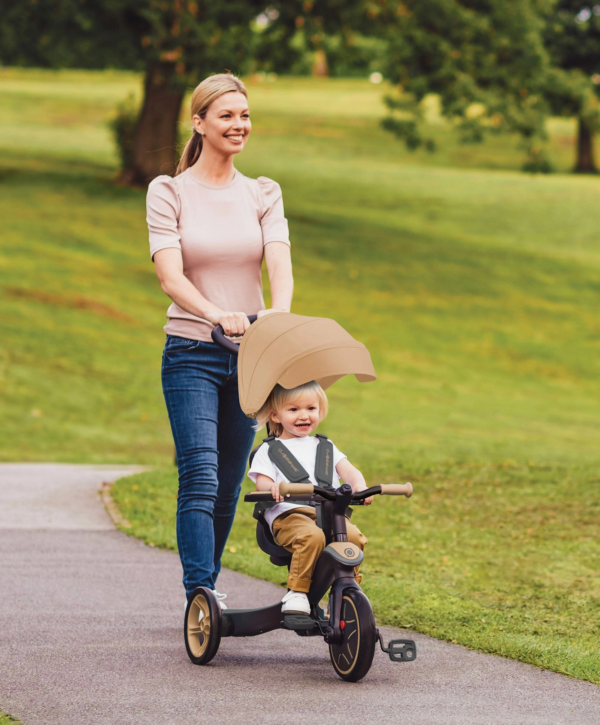 Globber Explorer Trike 4 in 1 - Sand - Image 2