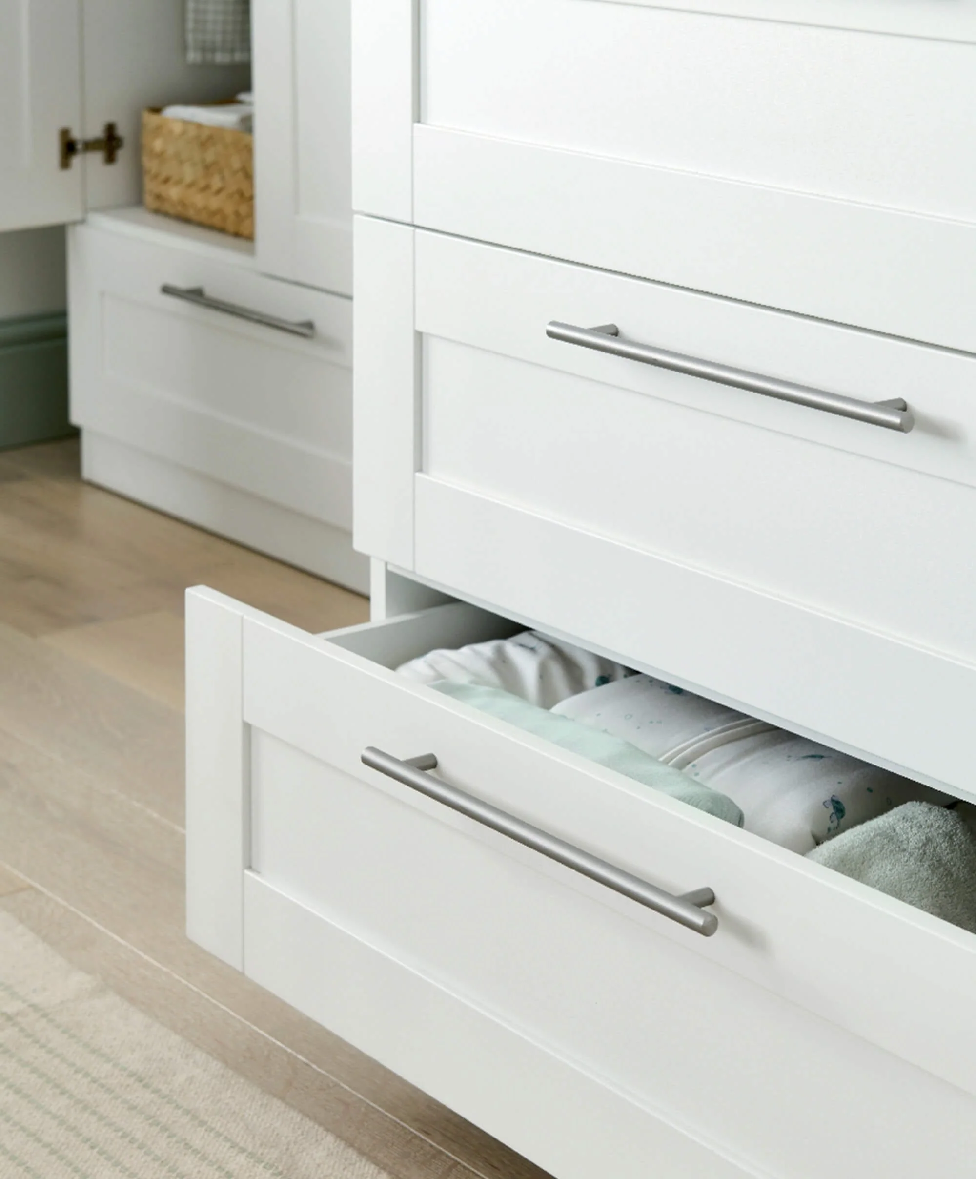 Hampden Nursery Dresser Changer - White - Image 6