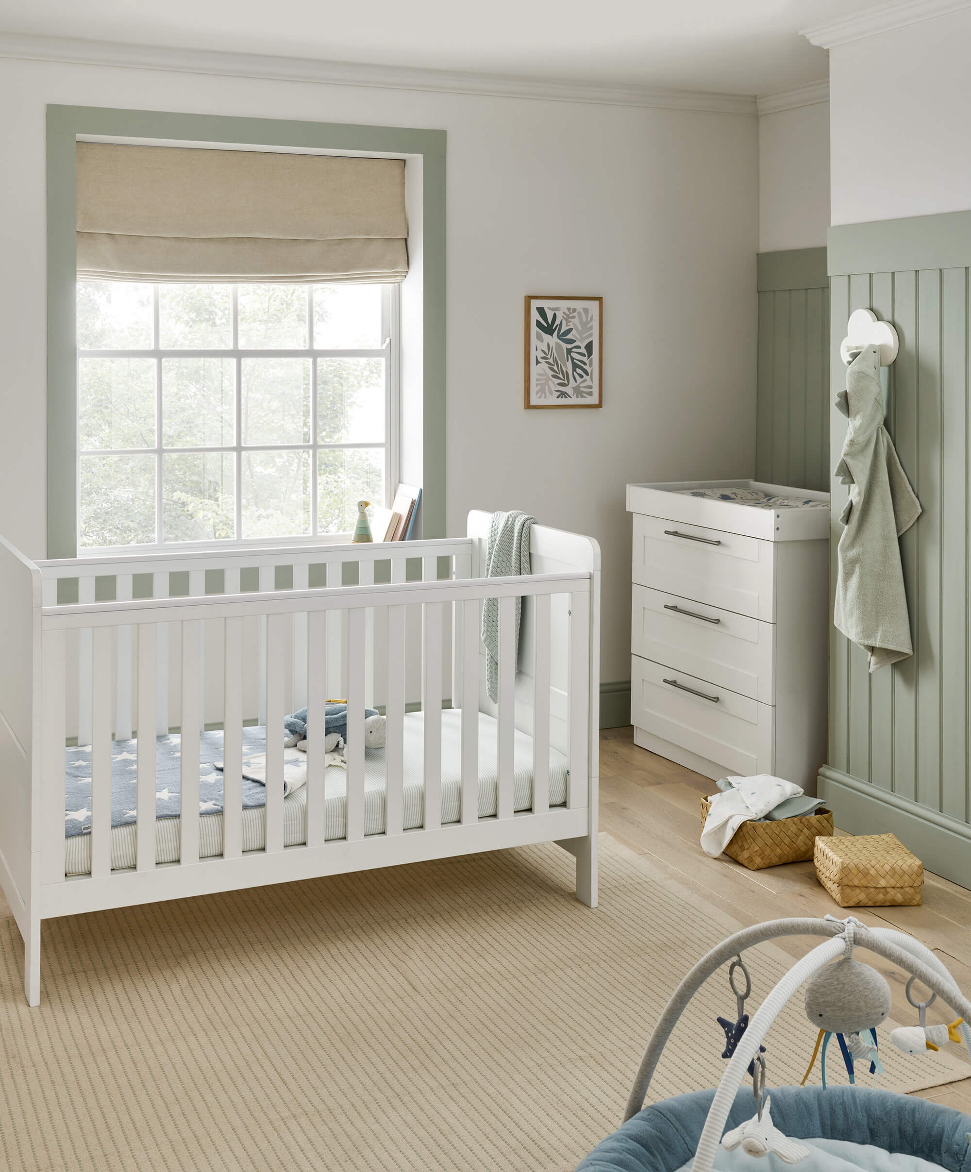 Hampden 2 Piece Cotbed Set with Dresser Changer - White - Image 9