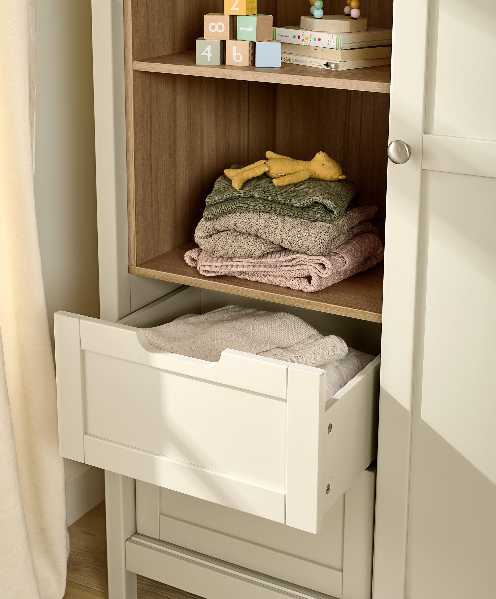 Harwell Nursery Bundle with Lua Bedside Crib (6 Piece) – Cashmere - Image 14