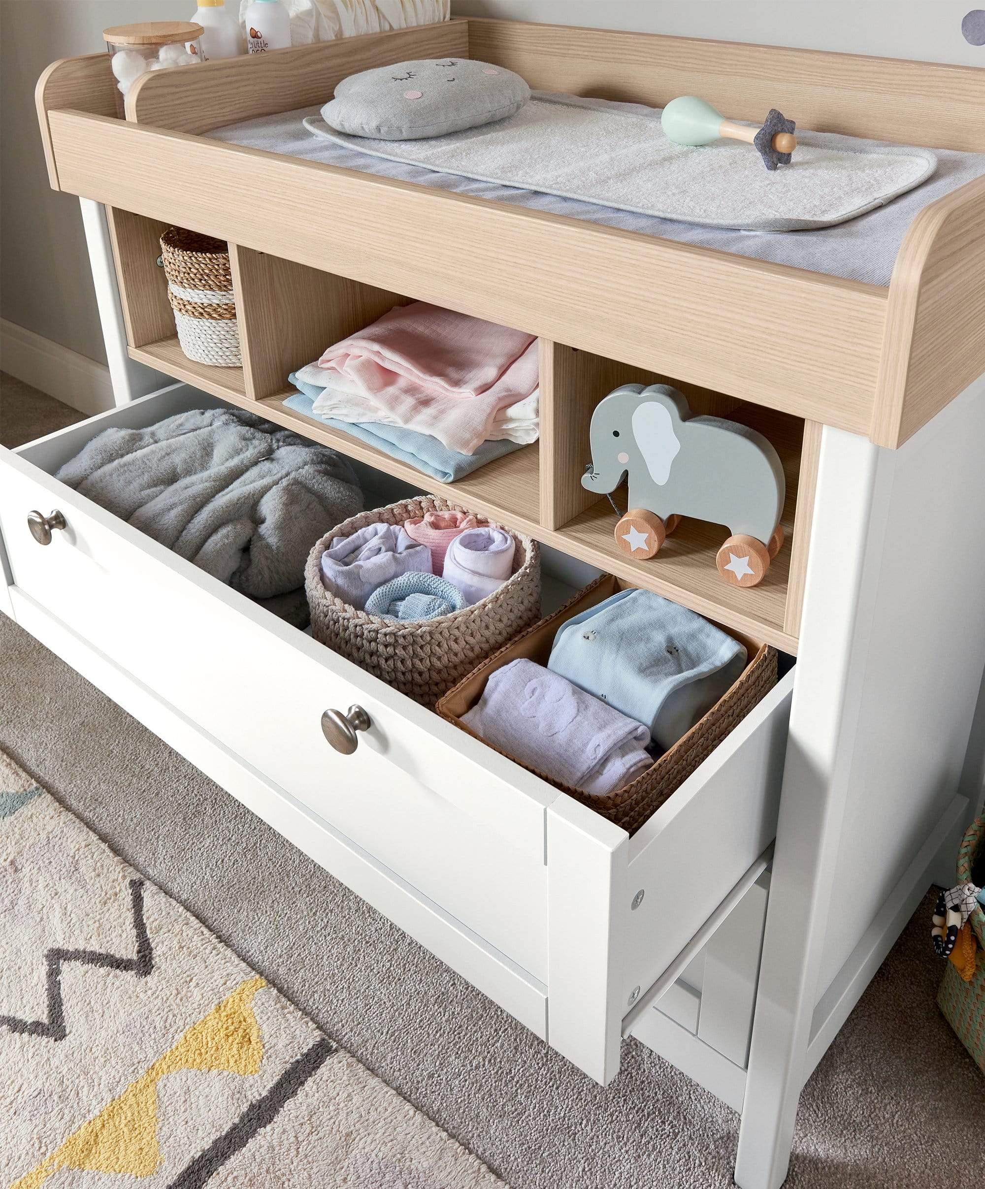 Harwell 2 Piece Cotbed Set with Dresser Changer  - White - Image 15