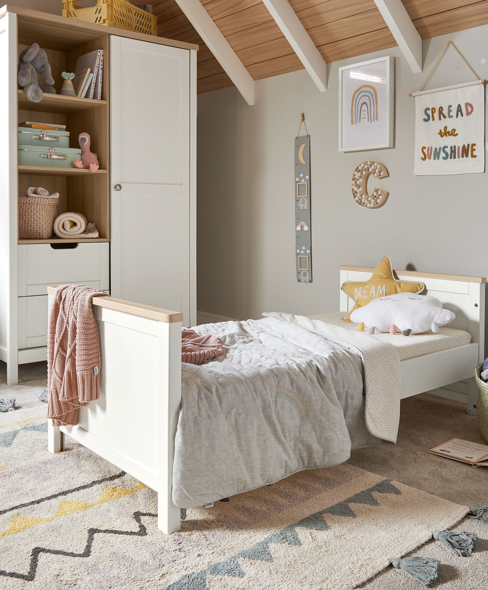 Harwell Nursery Bundle with Lua Bedside Crib (6 Piece) – White - Image 3