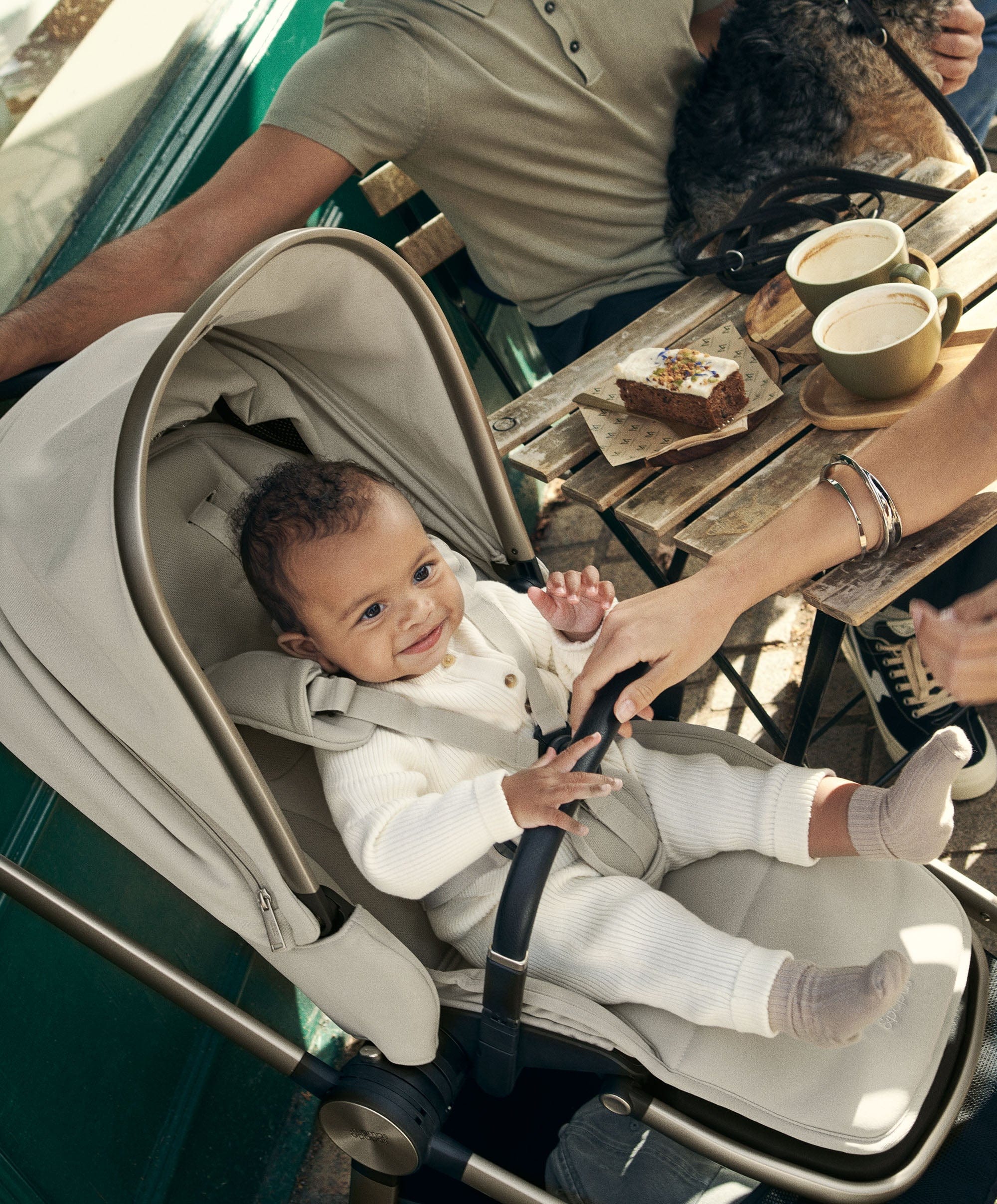 Vardo Pushchair Ultimate Newborn Bundle with Maxi-Cosi Pebble 360 Pro2 (13 Pieces) - Shell - Image 2