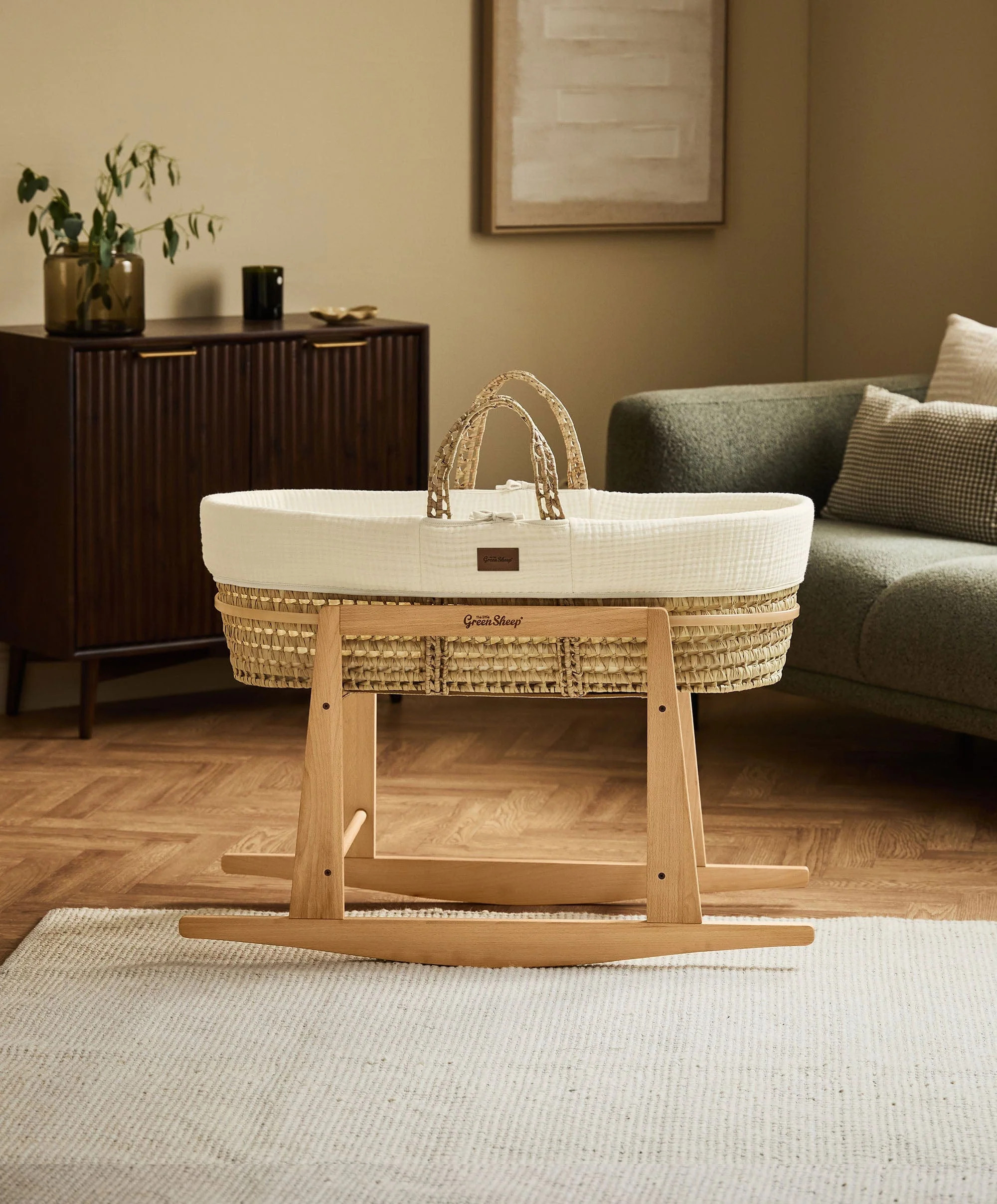 Little Green Sheep Muslin Moses Basket & Mattress - Ecru - Image 3