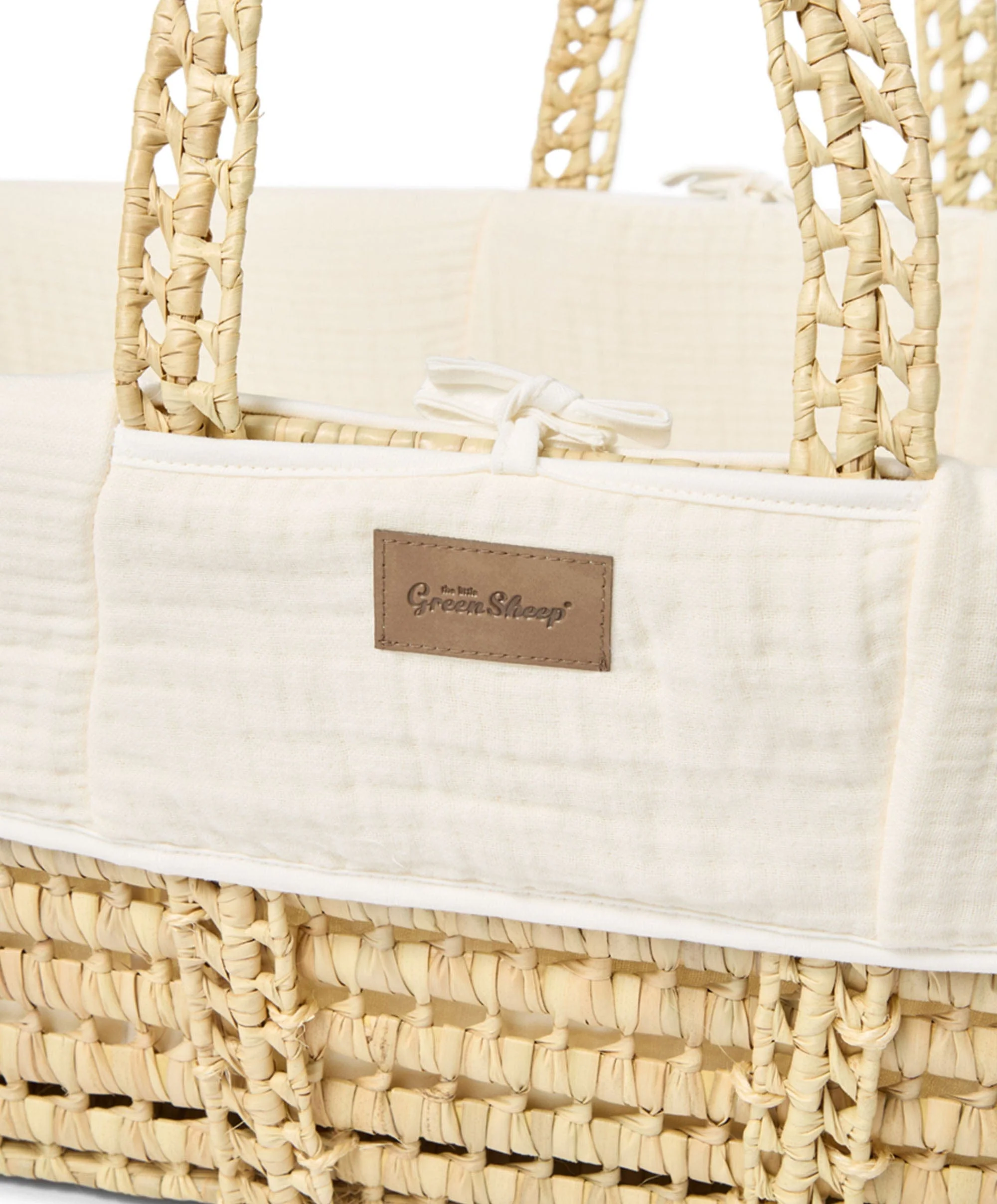 Little Green Sheep Muslin Moses Basket & Mattress - Ecru - Image 4