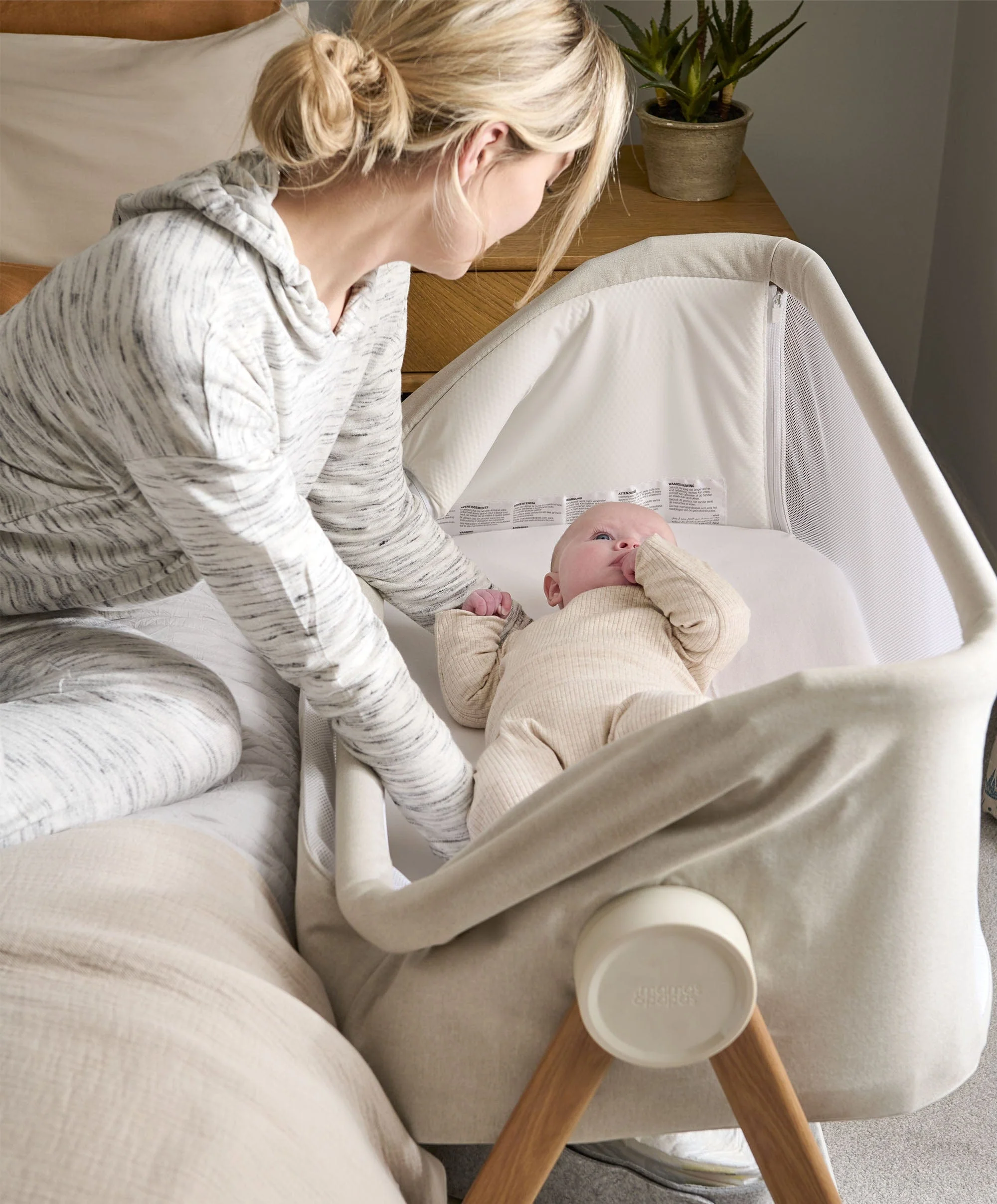 Lua Bedside Crib - Fawn - Image 10