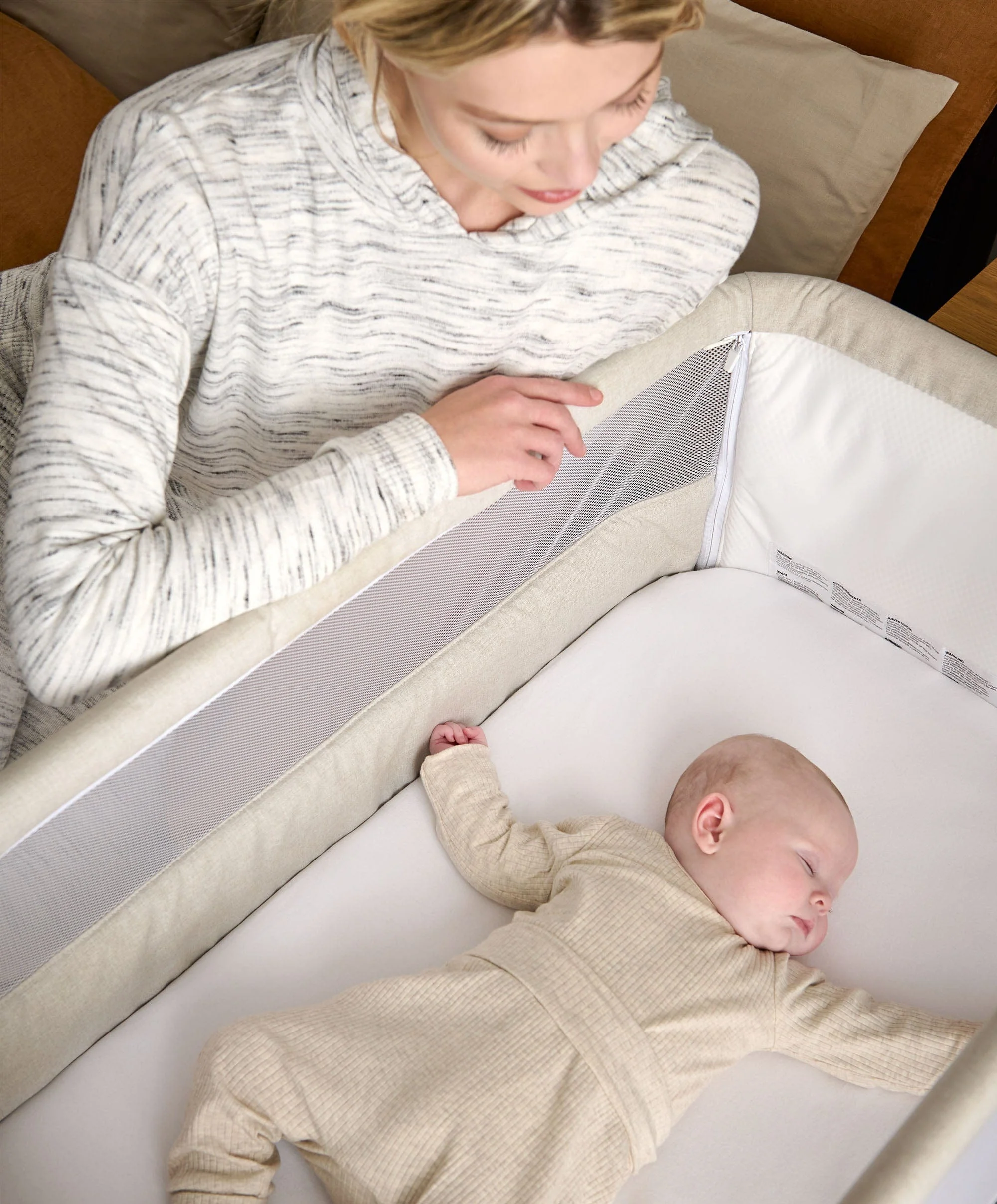 Lua Bedside Crib - Fawn - Image 12