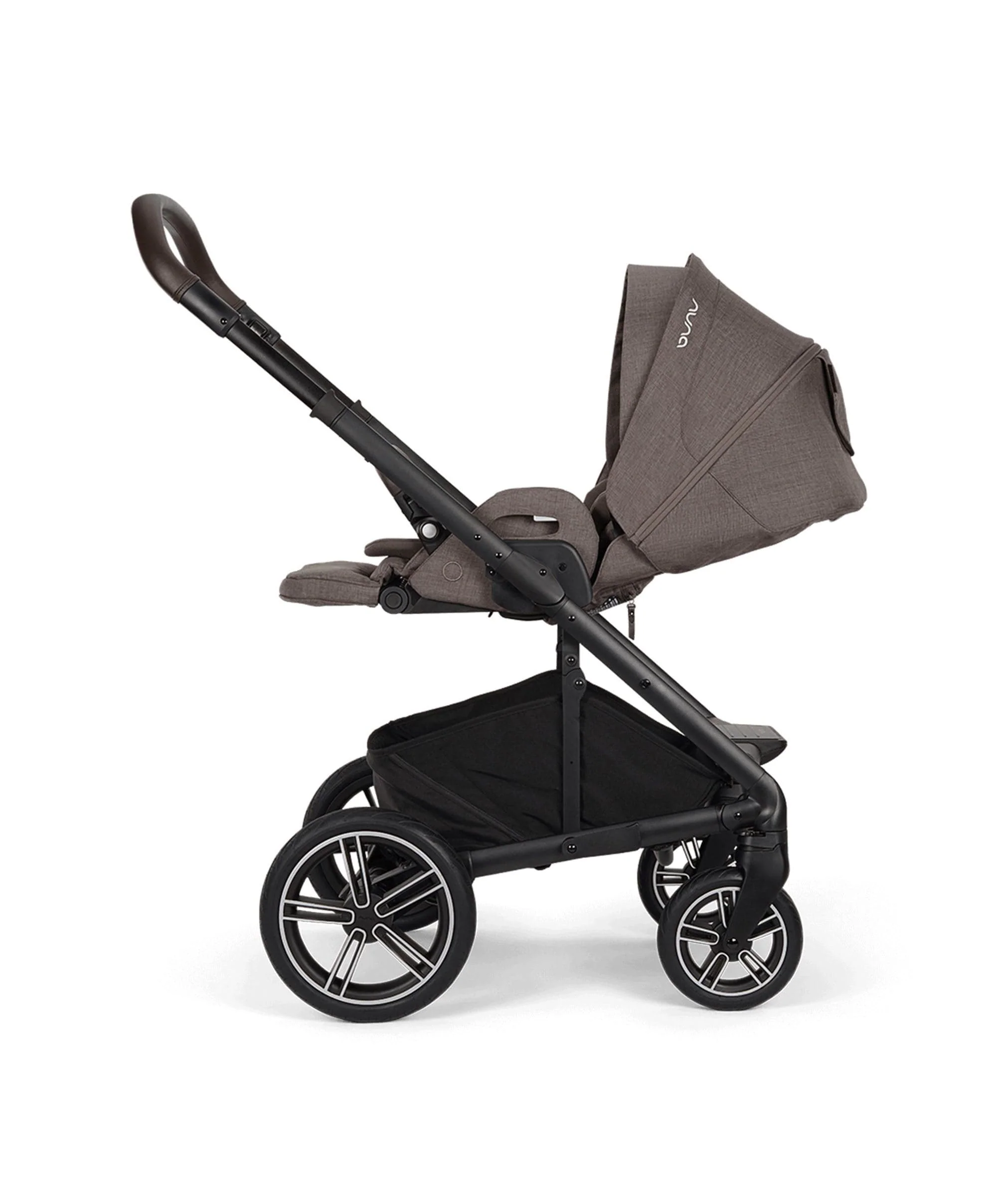 Nuna Mixx Next Pushchair Bundle With Arra Flex Car Seat & Base - Chestnut - Image 5