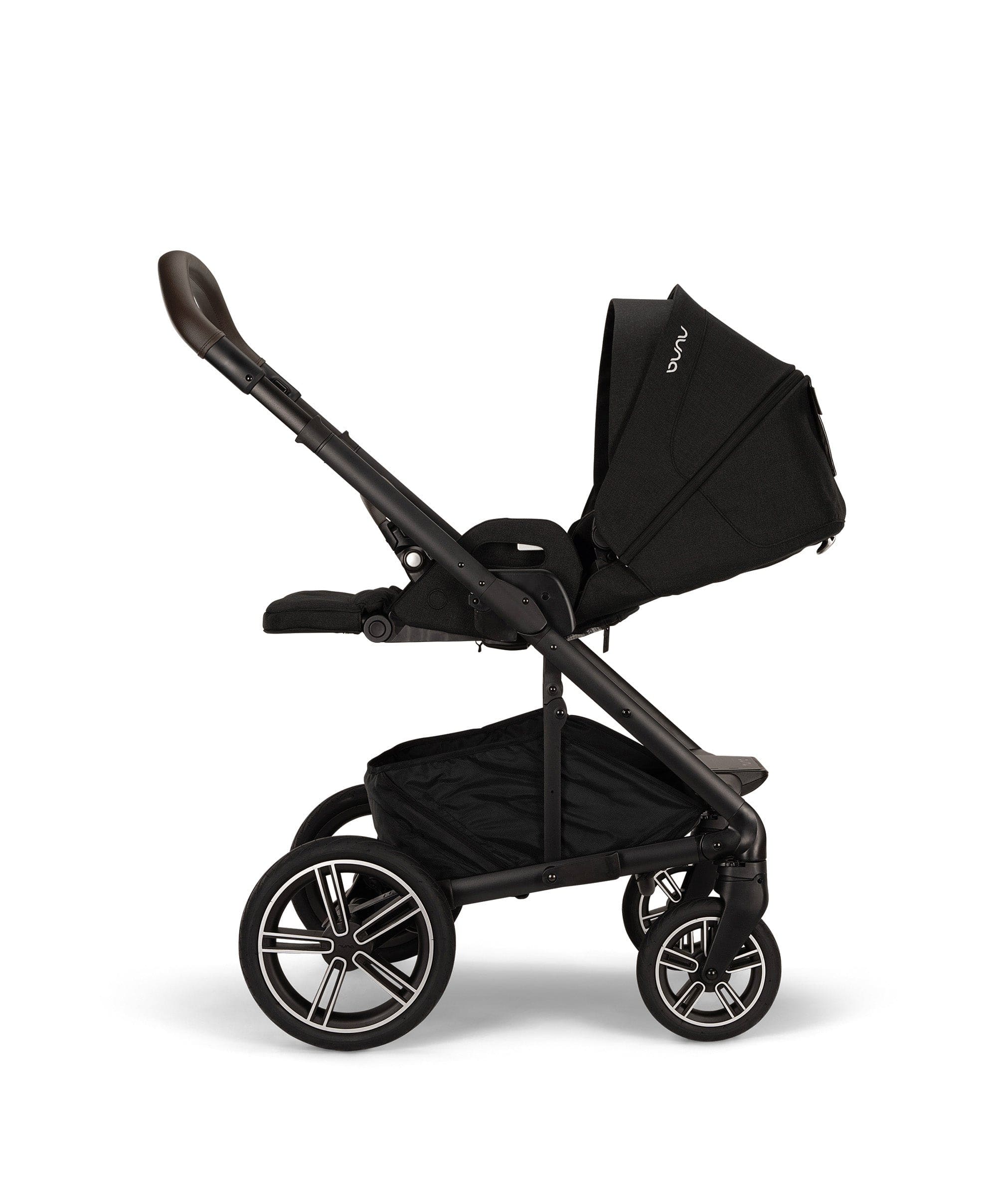 Nuna Mixx Next Pushchair - Caviar - Image 4