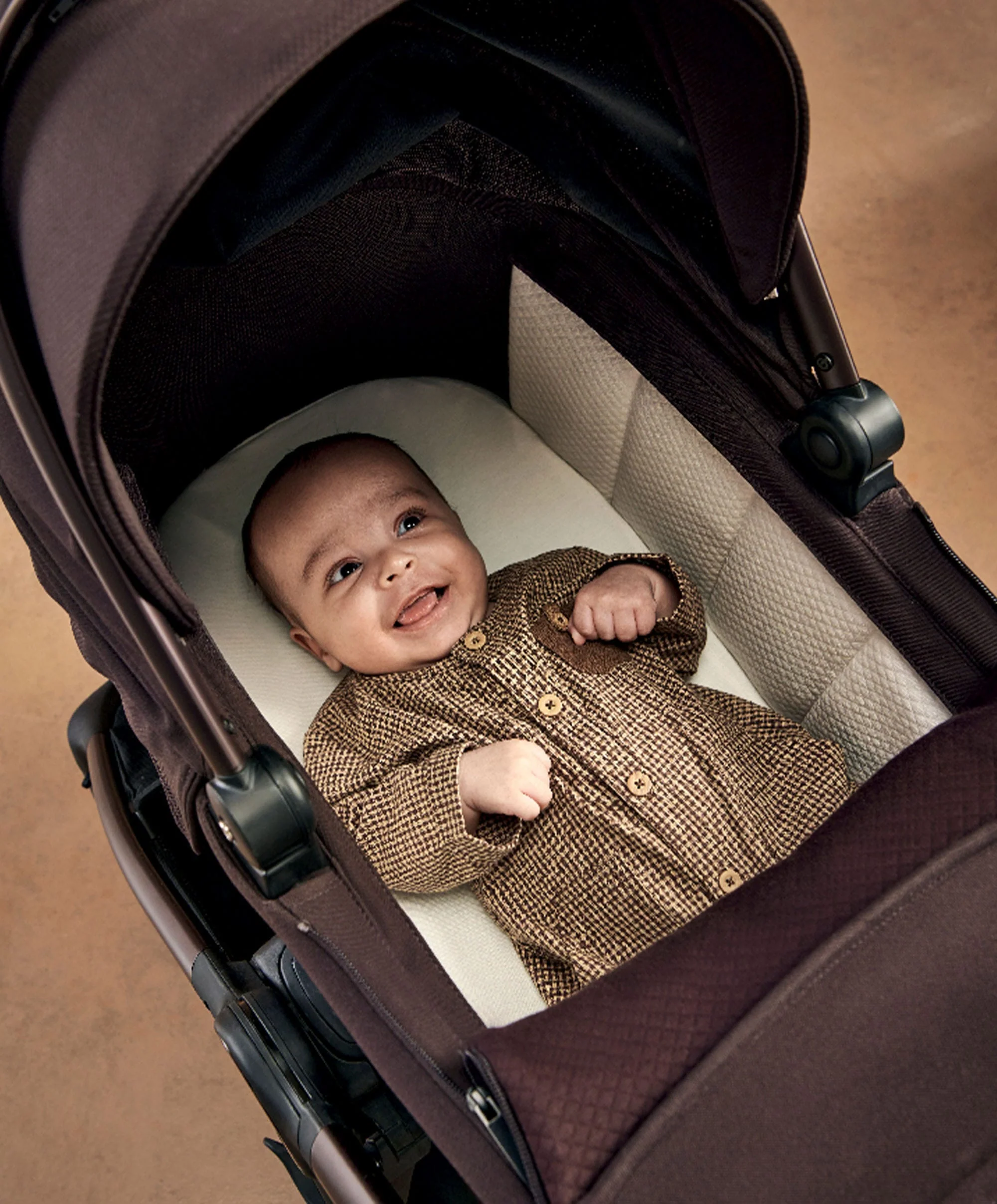 Ocarro 2 Pushchair Bundle (7 Pieces) - Americano - Image 5
