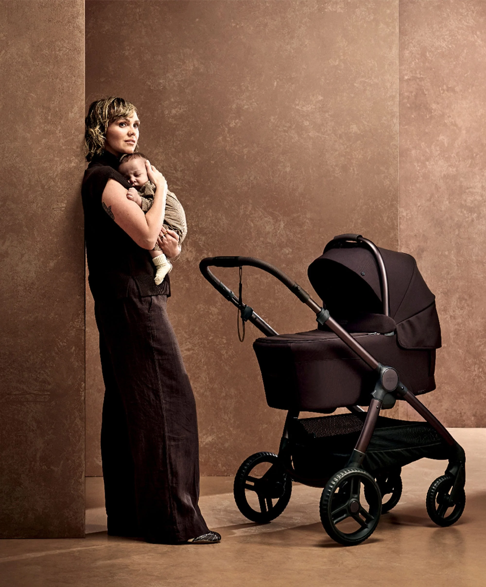 Ocarro 2 Pushchair Bundle with Cybex Cloud T Car Seat & Base (9 Pieces) - Americano - Image 4