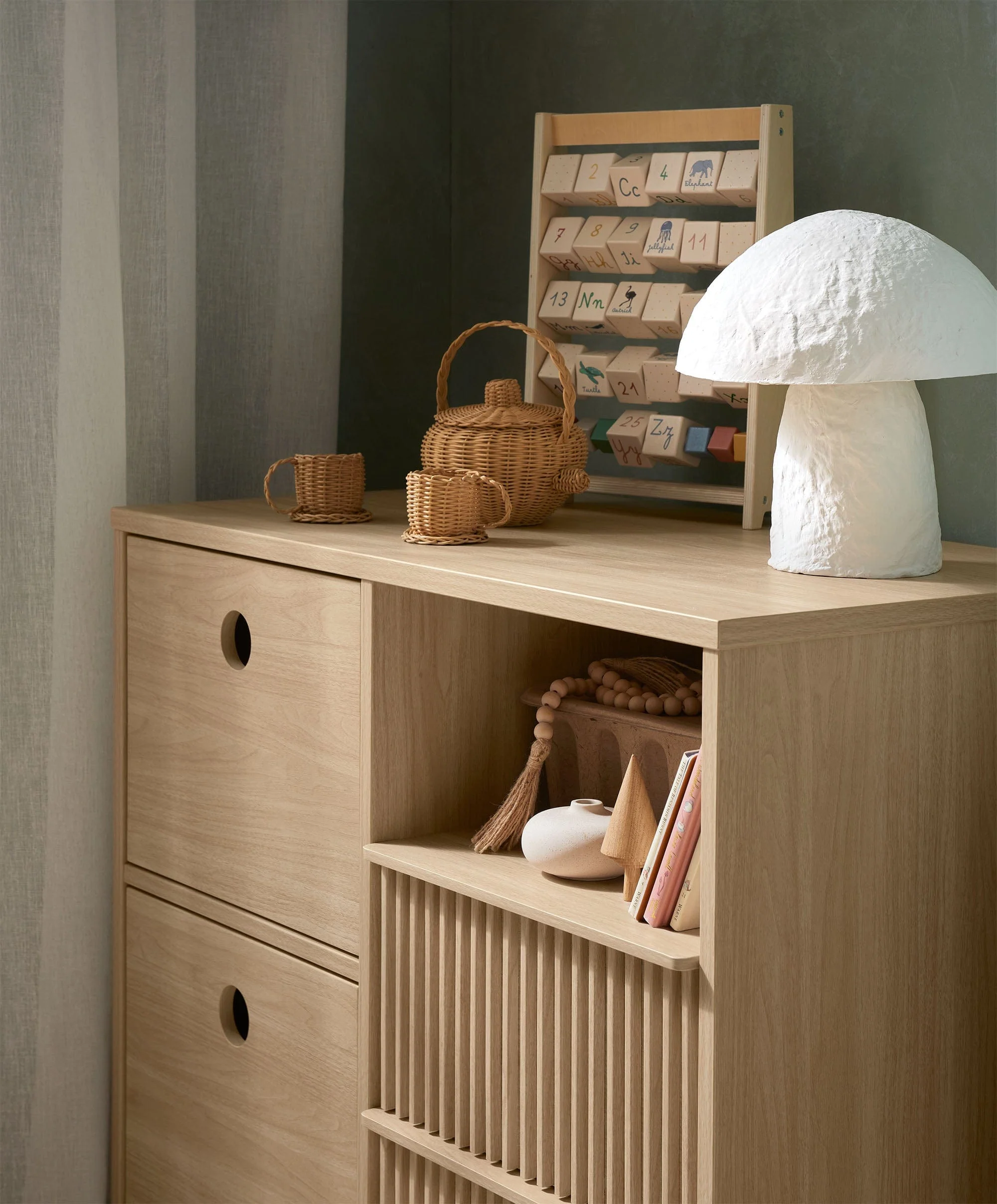 Oska 2 Piece Cotbed Set with Dresser Changer - Oak - Image 8