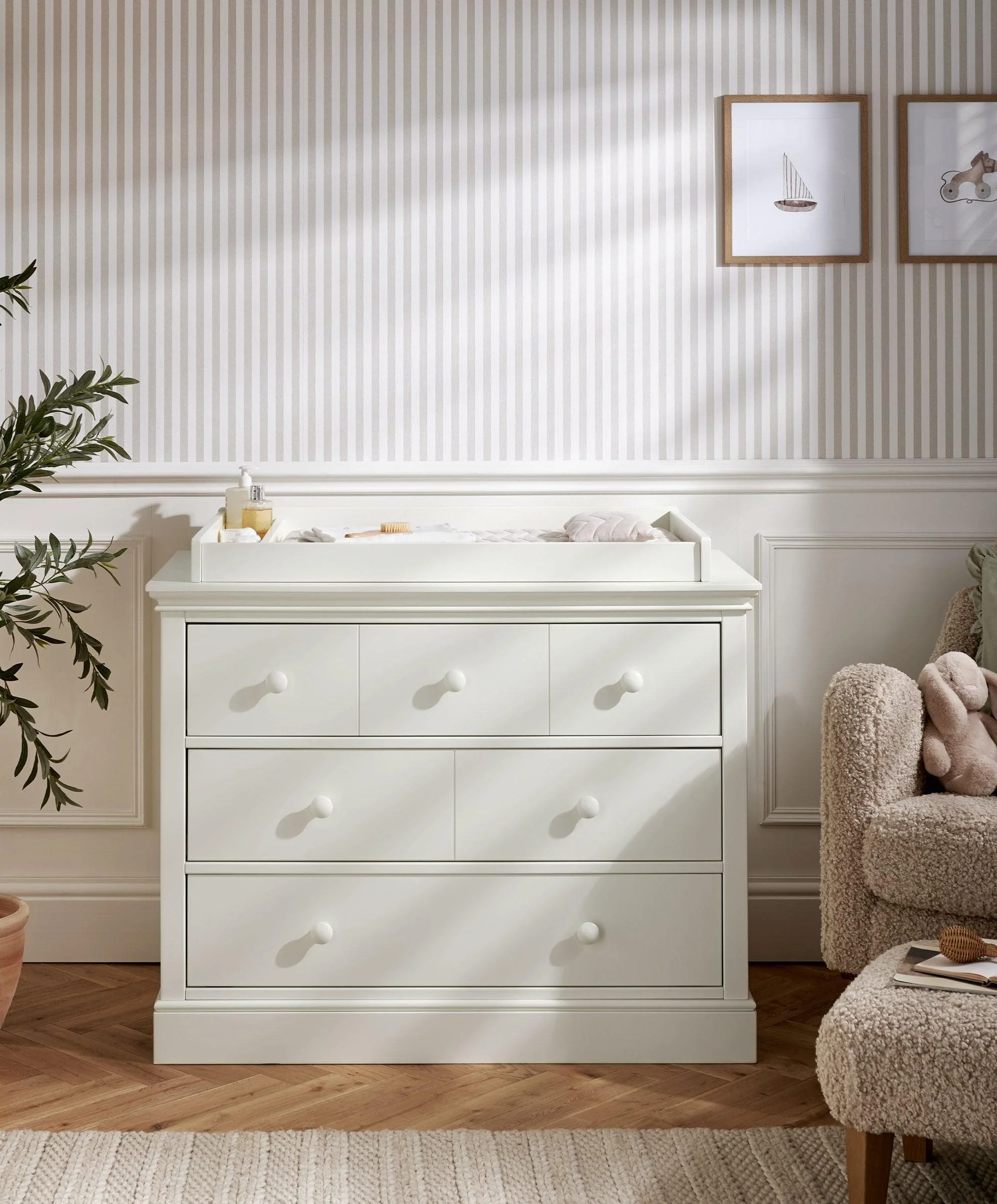 Oxford Nursery Bundle with Lua Bedside Crib (6 Piece) – White - Image 5