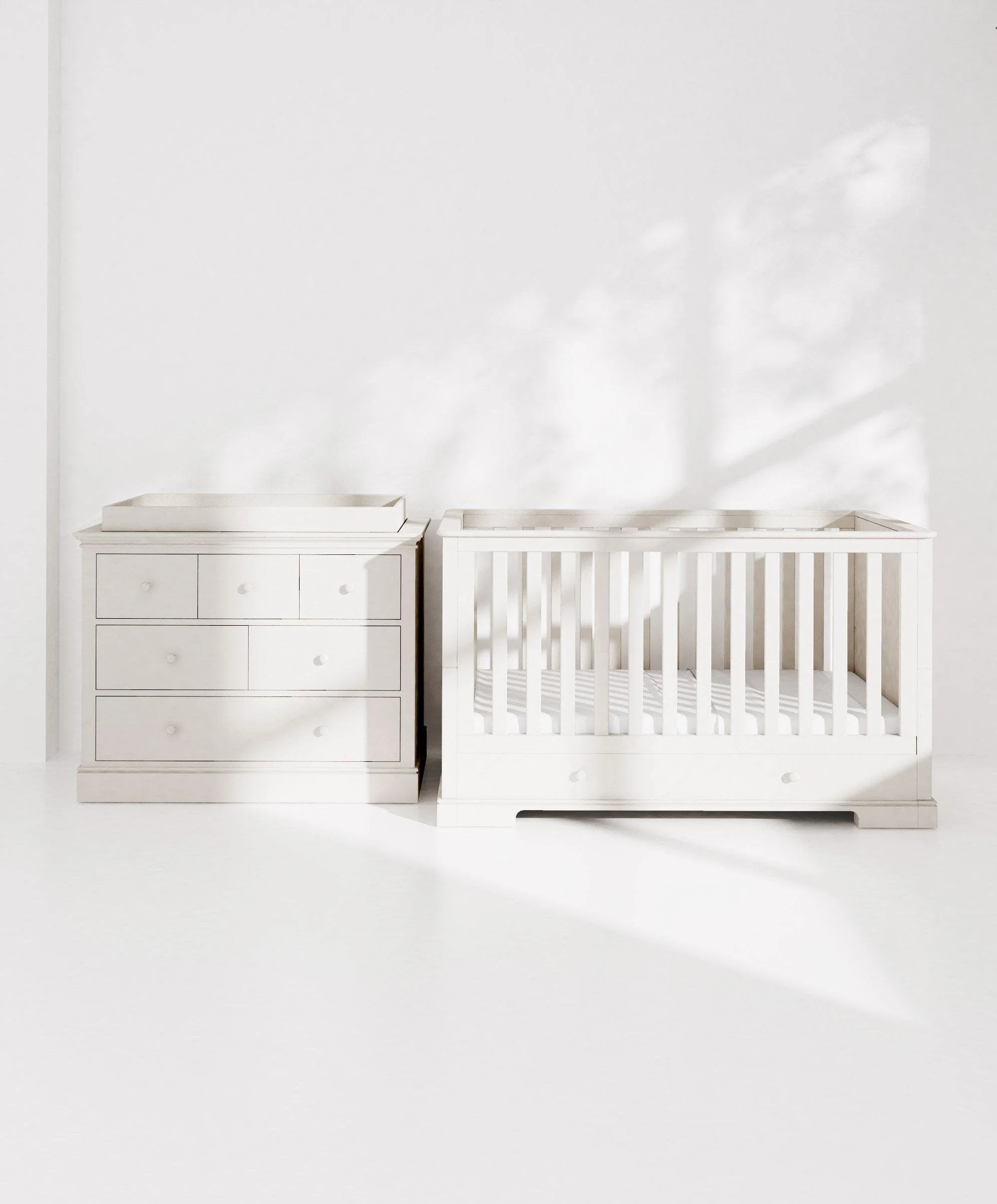 Oxford 2 Piece Cotbed Set with Dresser Changer - White - Image 9