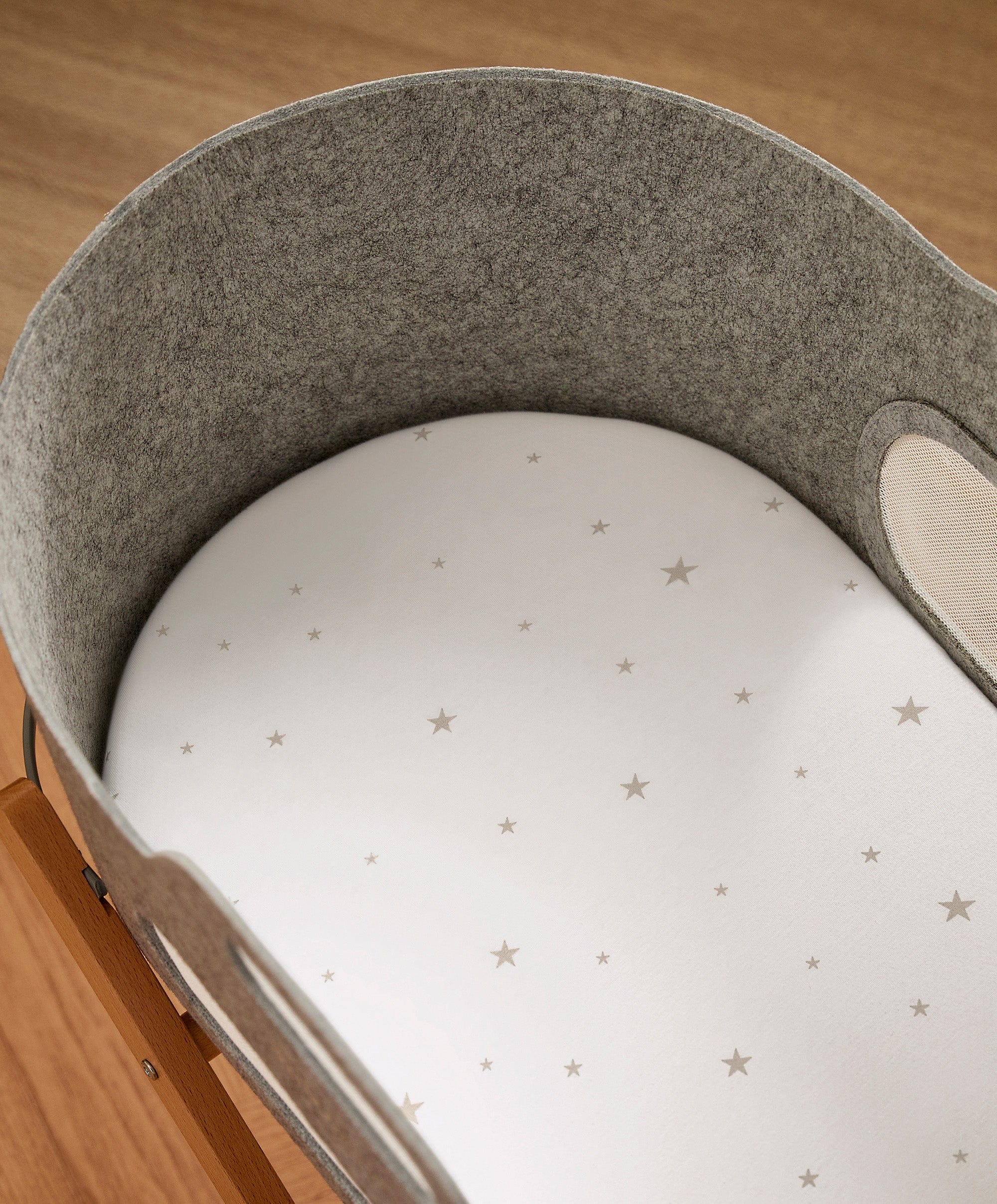 Snuz Twin Pack Moses Basket Sheets - Grey Star - Image 2