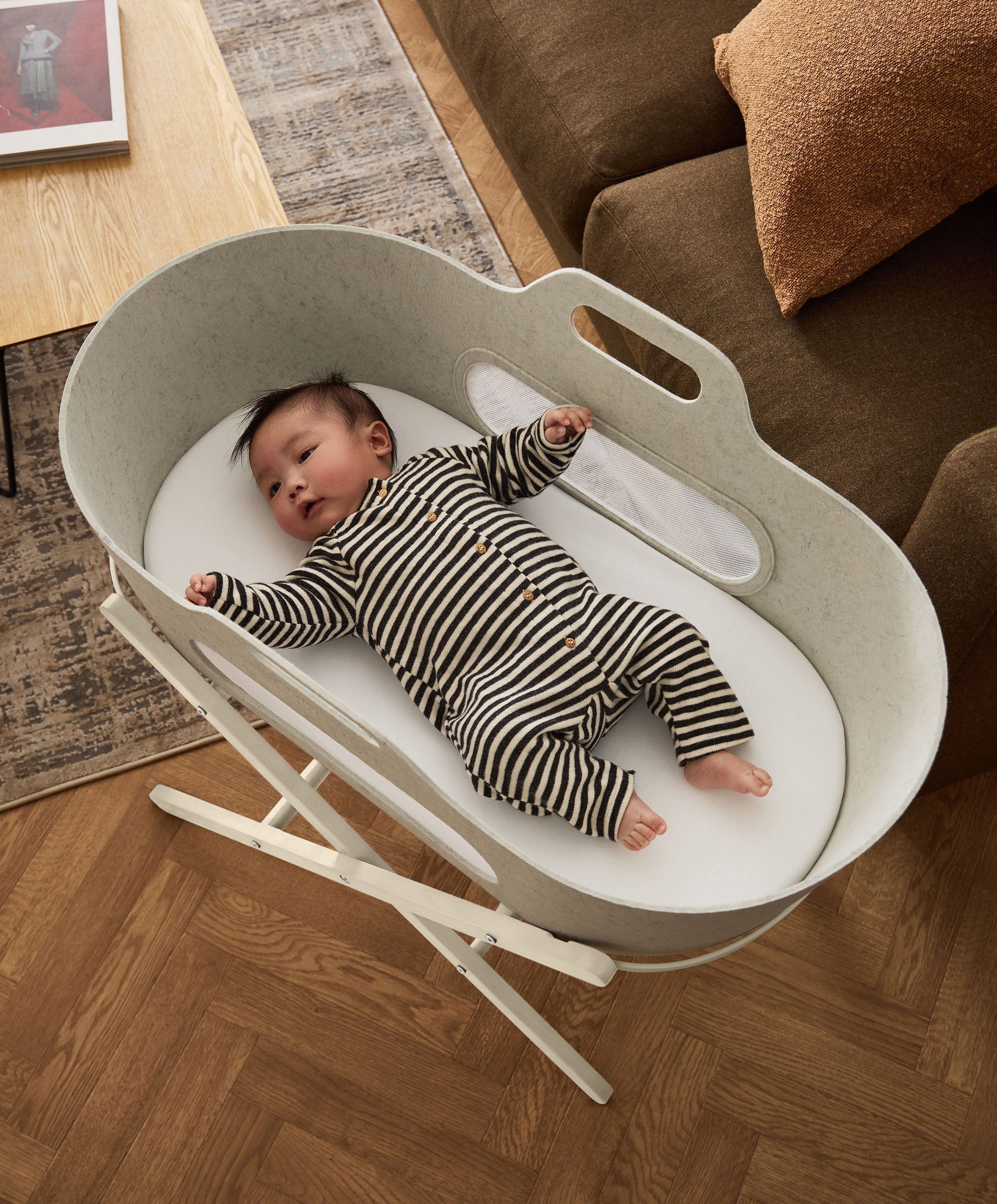 SnuzBaskit Moses Basket & Stand - Barley/Cashmere - Image 2