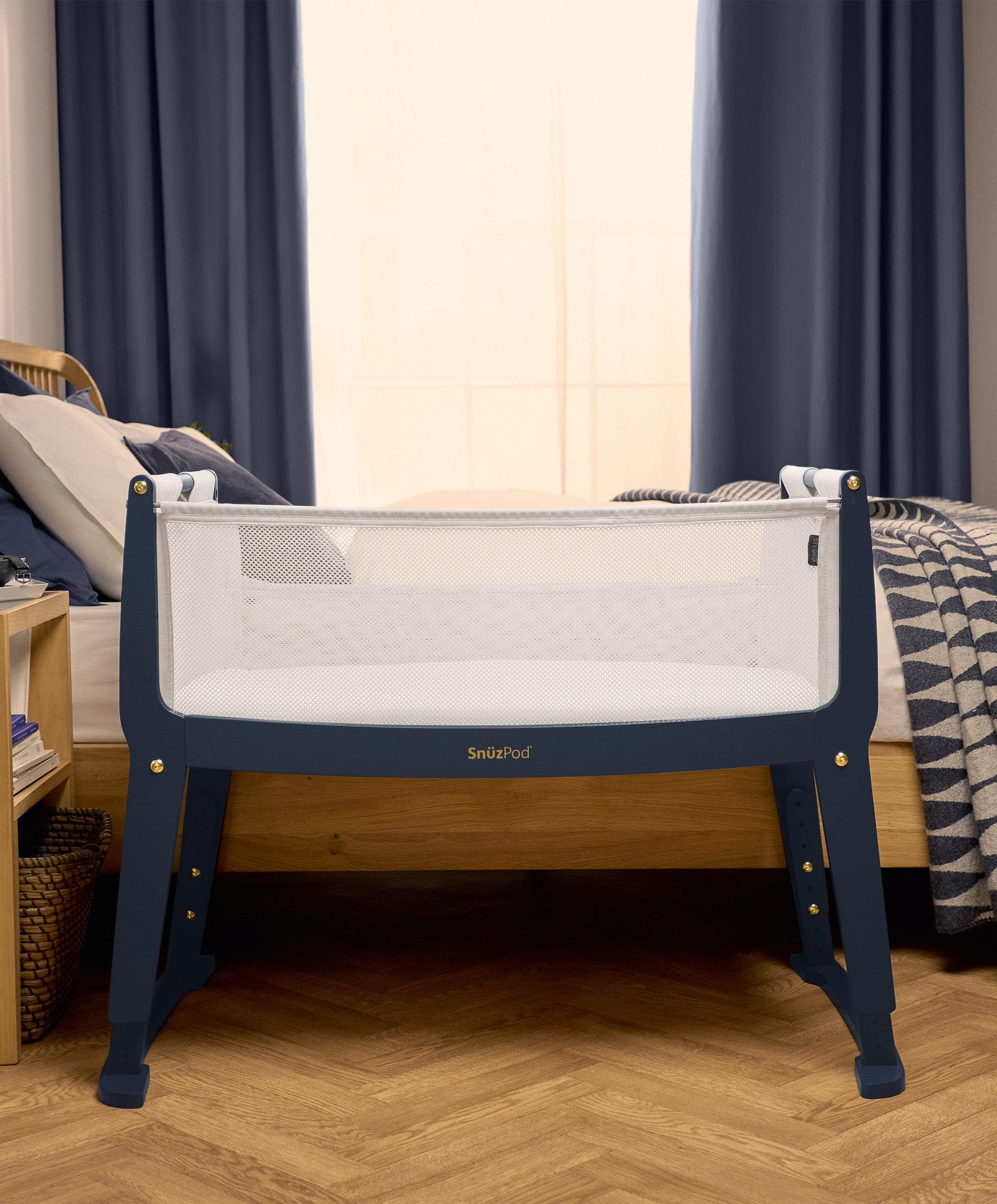 SnuzPod Studio Bedside Crib - London