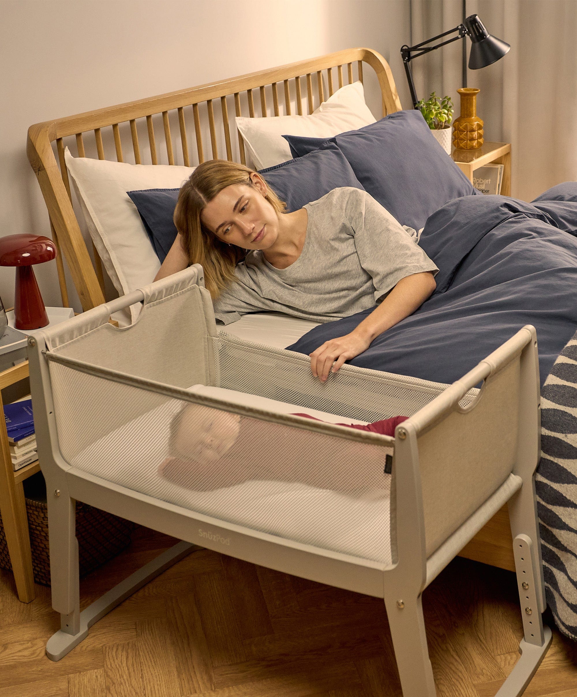 SnuzPod Studio Bedside Crib - Oslo - Image 3