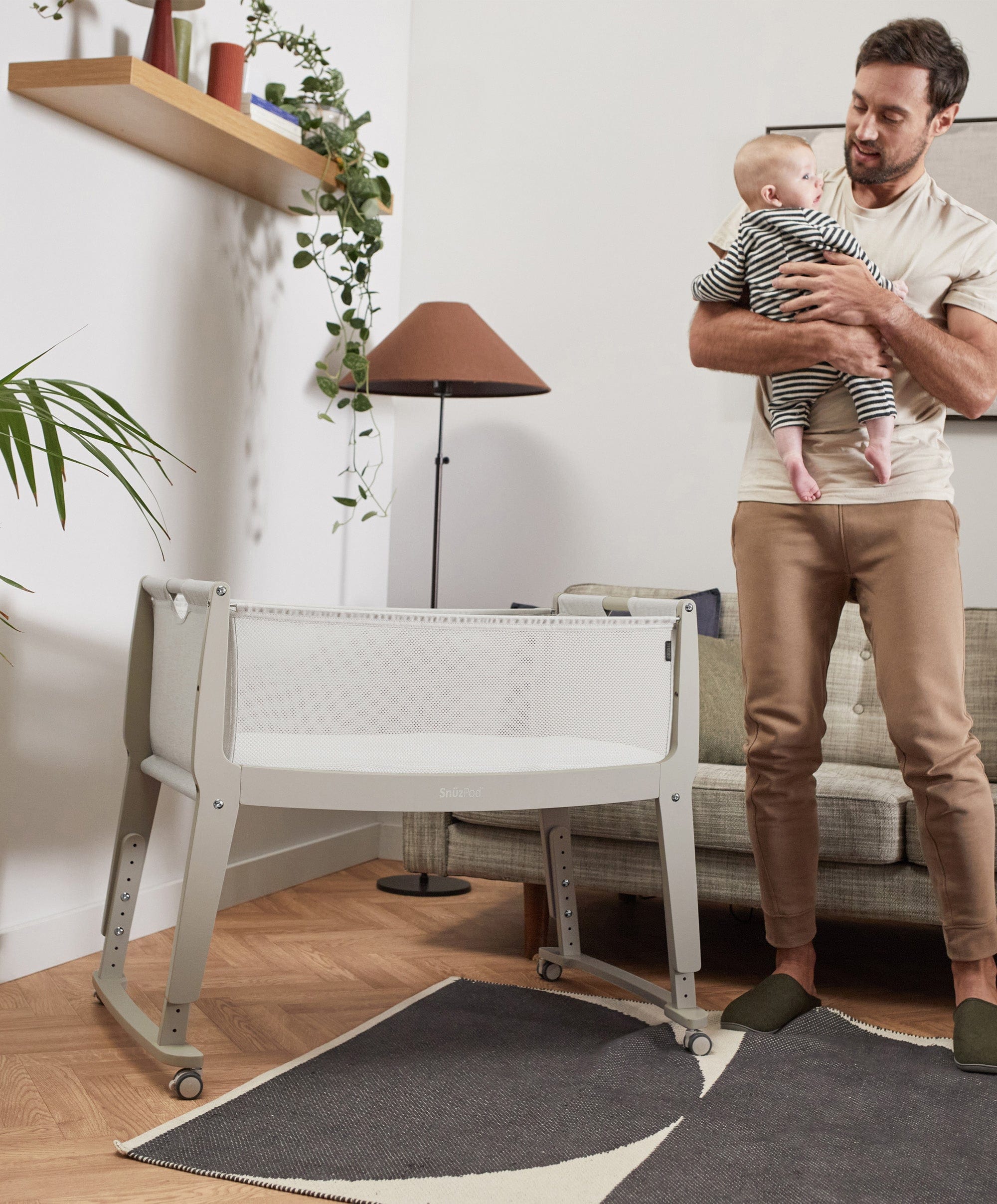 SnuzPod Studio Bedside Crib - Oslo - Image 4