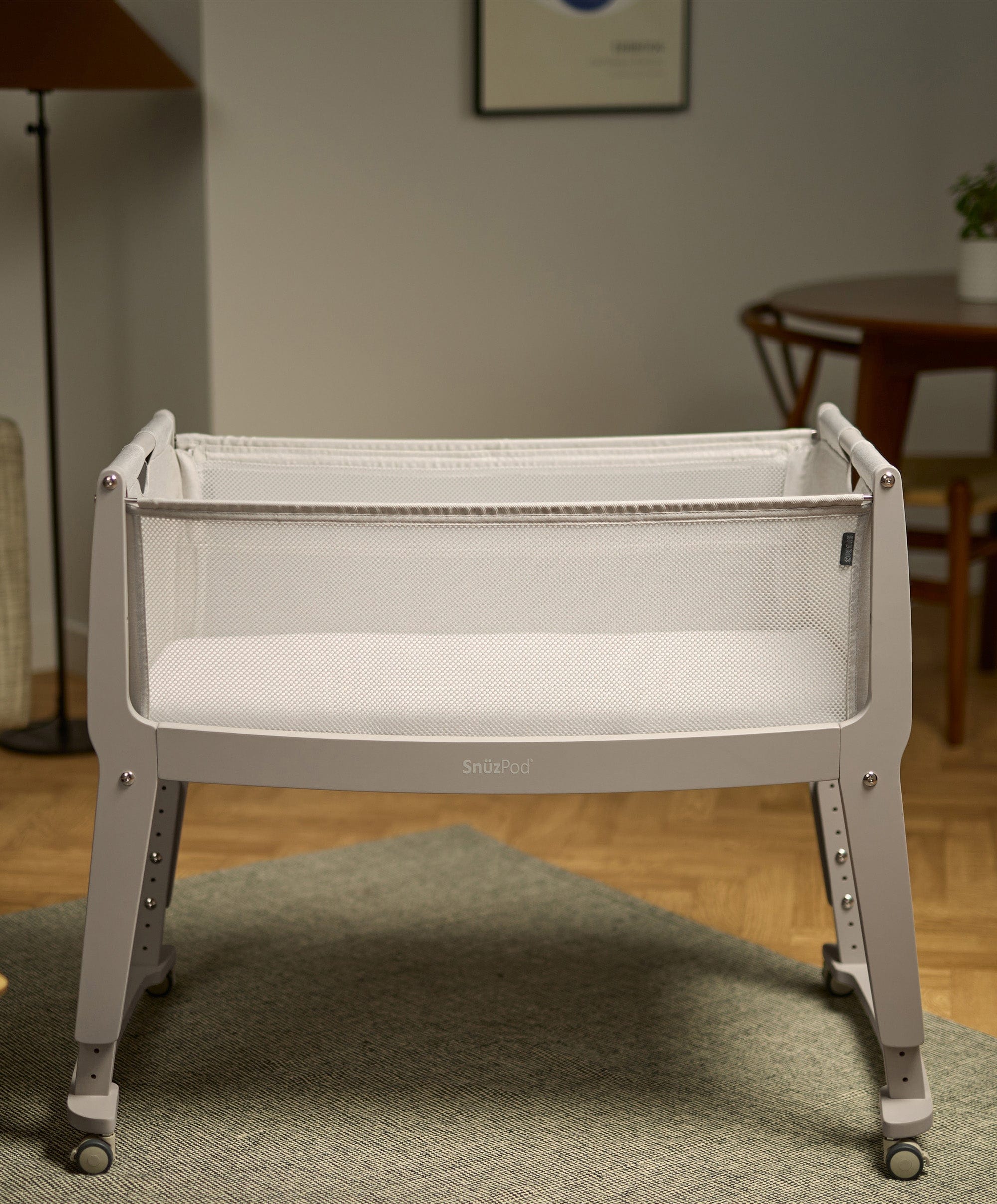 SnuzPod Studio Bedside Crib - Oslo - Image 5