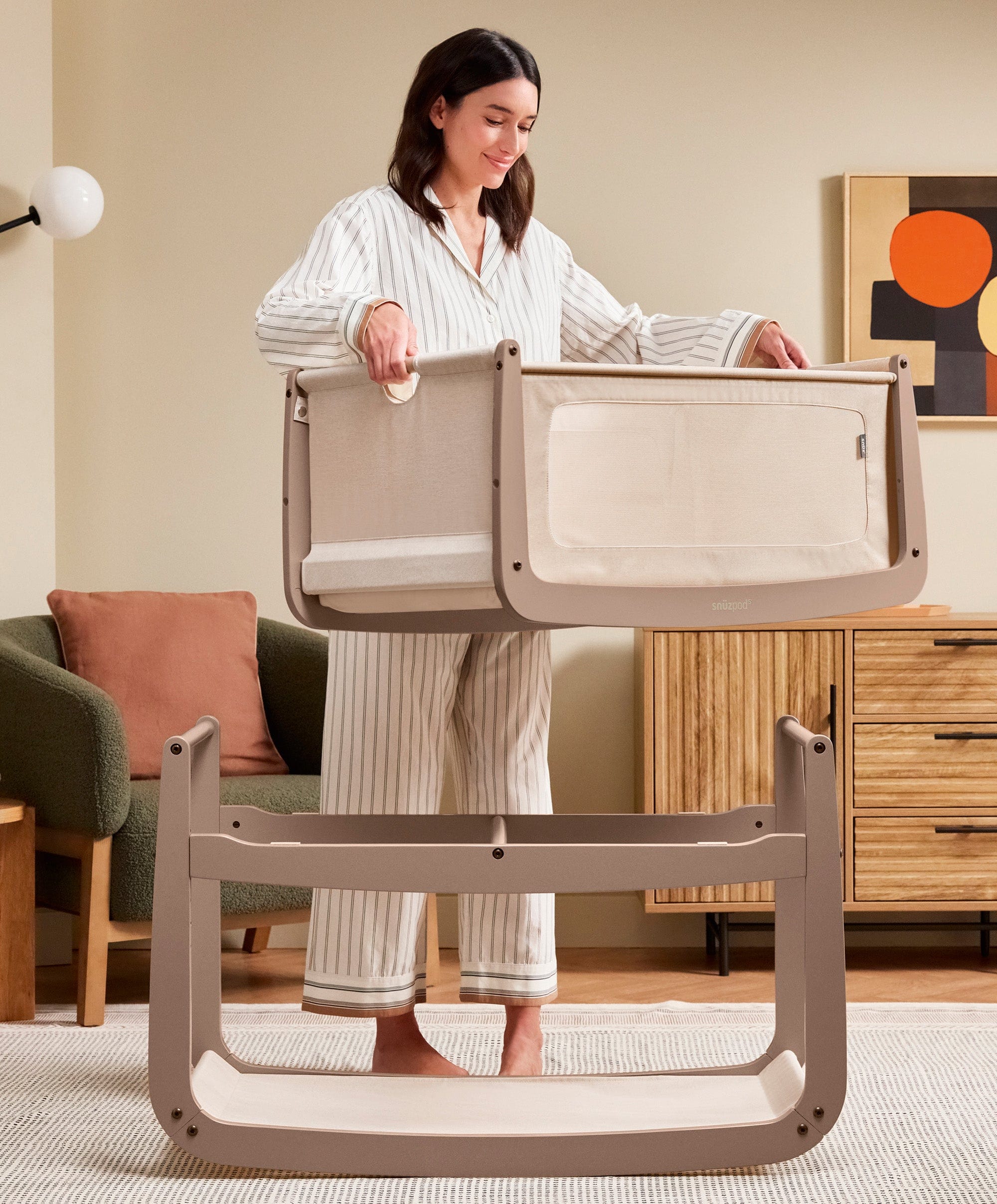 SnuzPod 5 Bedside Crib - Mocha - Image 6