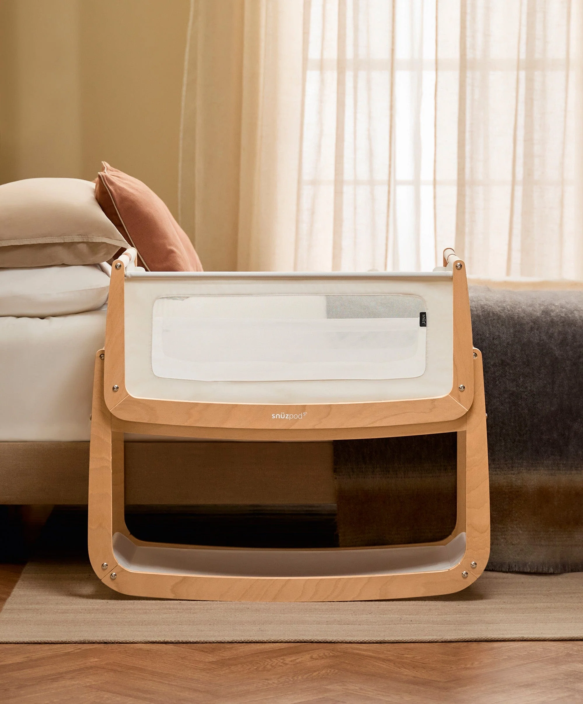 SnuzPod 5 Bedside Crib - Natural