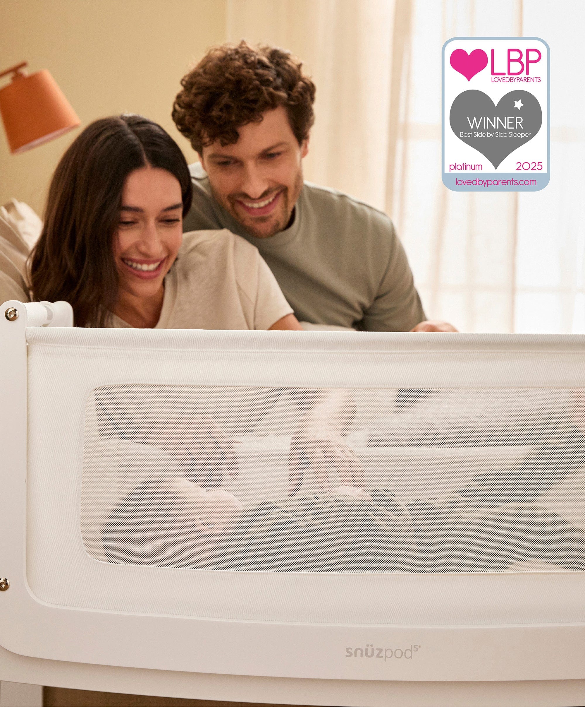 SnuzPod 5 Bedside Crib - White - Image 2