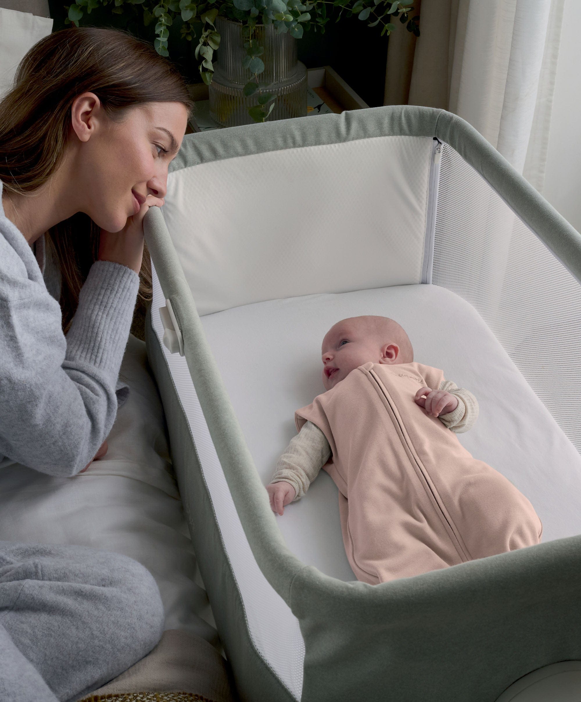 Dreampod Swaddle (1.0 Tog) - Pink - Image 4
