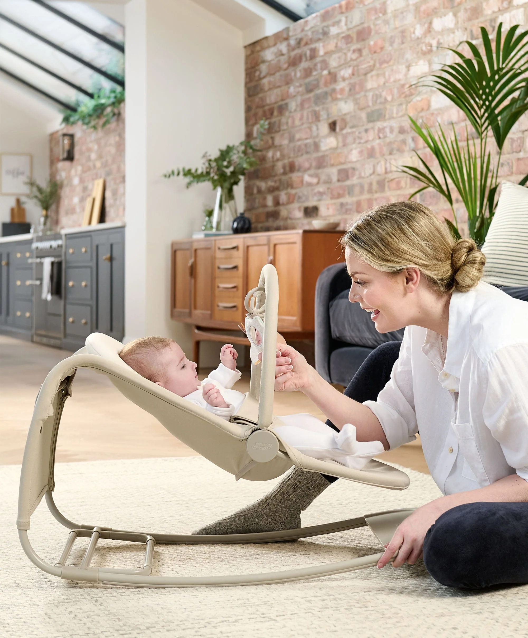 Tempo 3-in-1 Rocker/Bouncer - Sand - Image 9