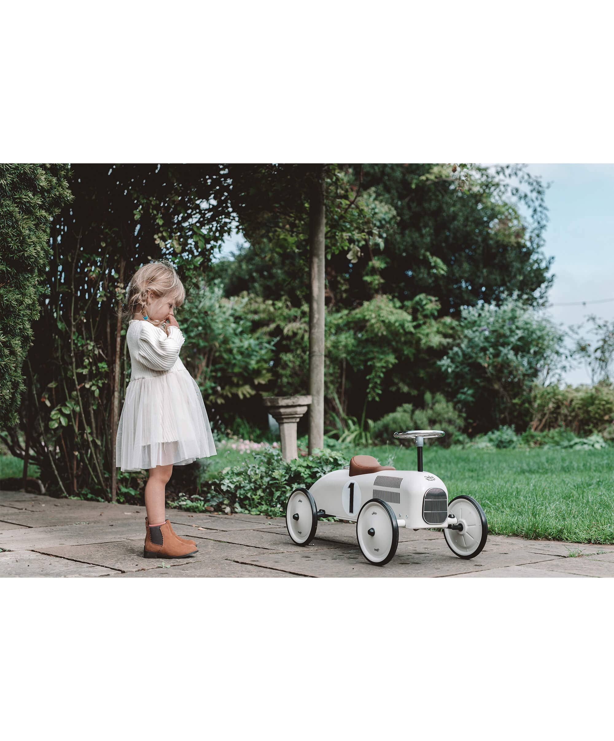 Vilac Ride On Metal Car Toy - Off White - Image 3
