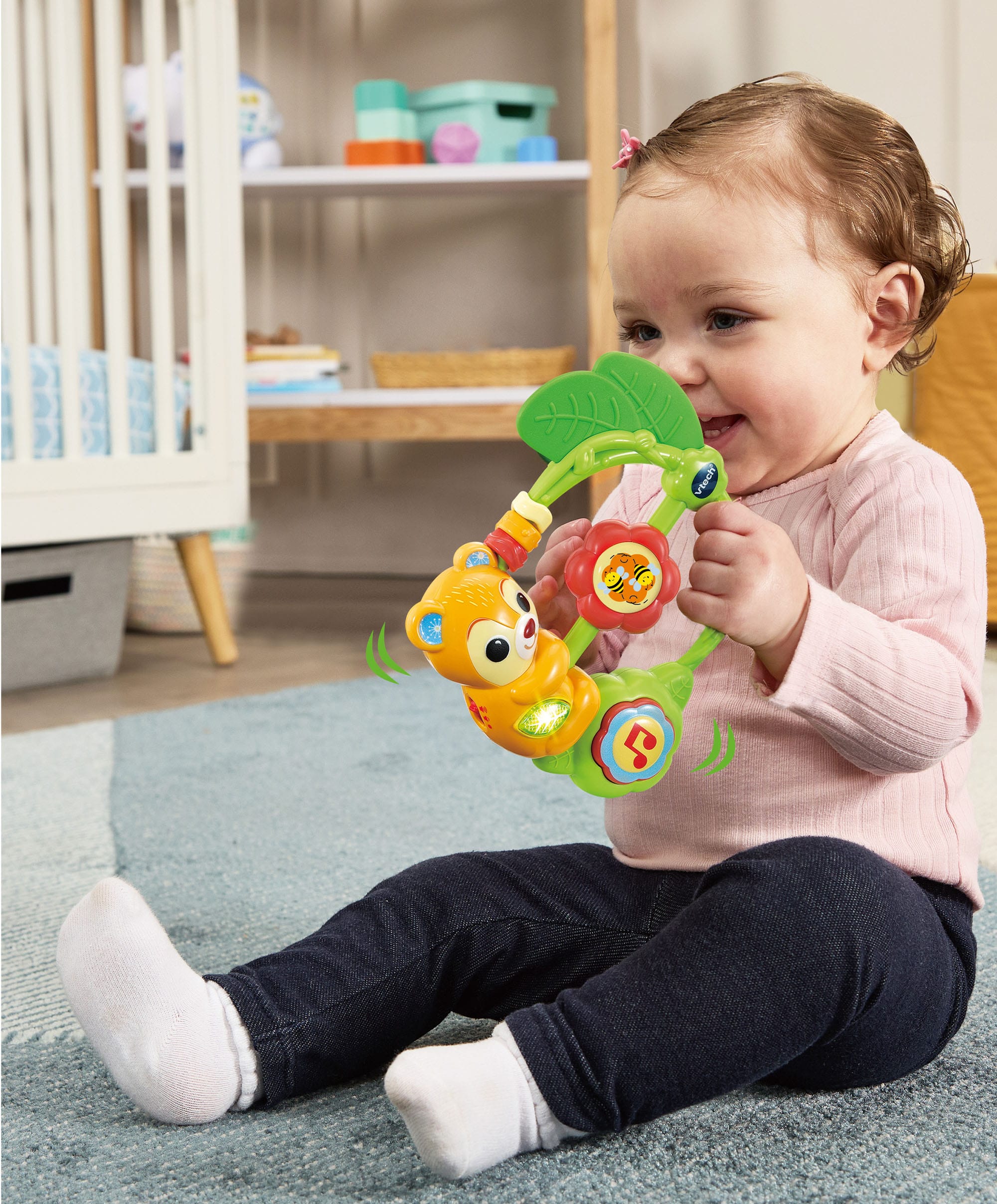 VTech Shaking Sounds Bear Rattle - Image 3